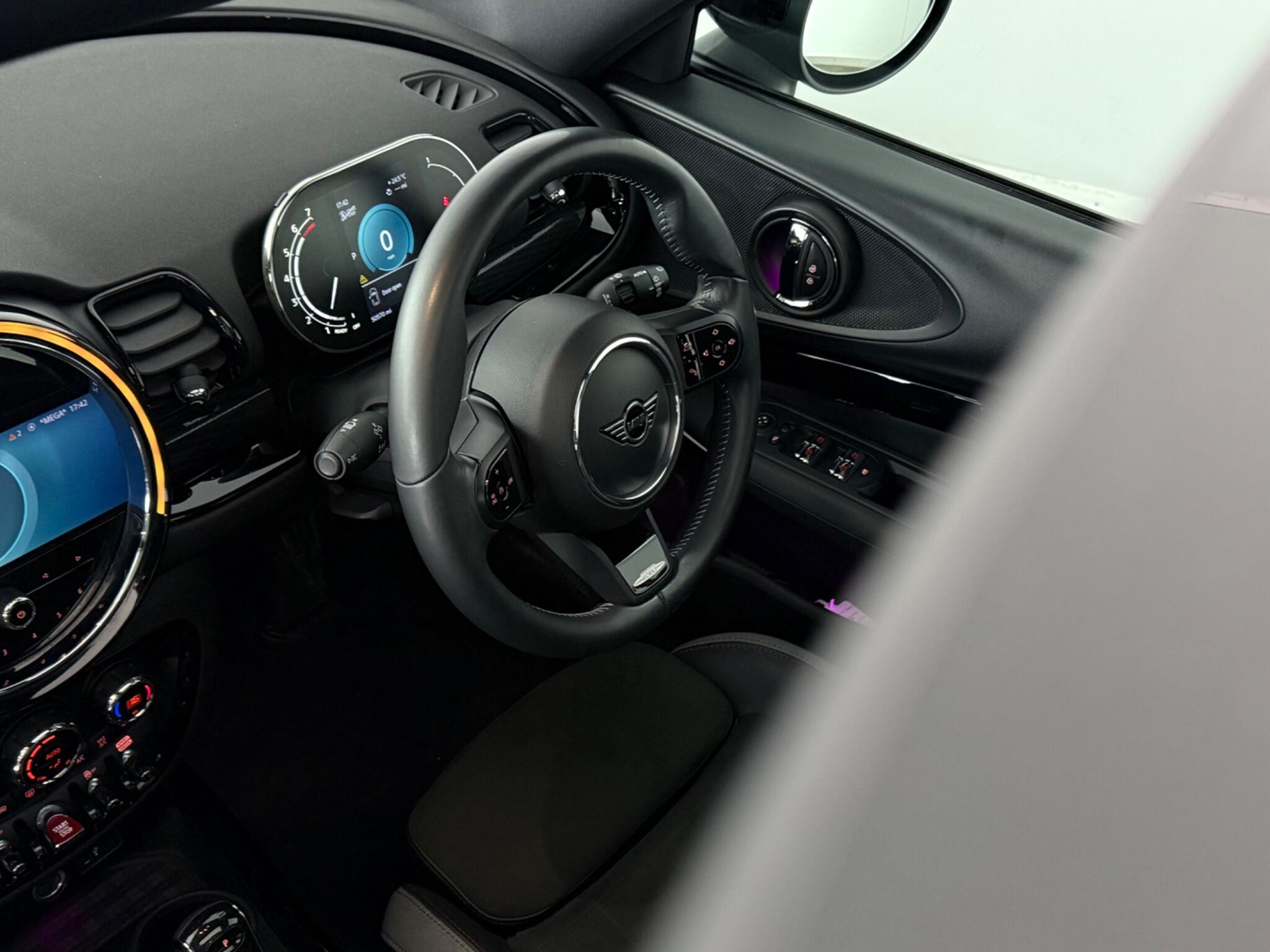 MINI Clubman view 14
