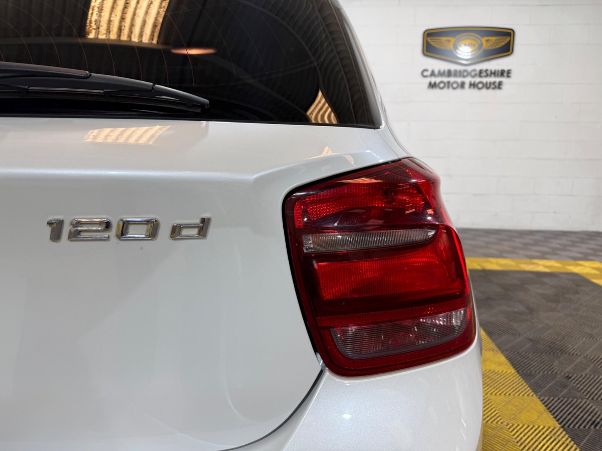 BMW 1 Series view 57