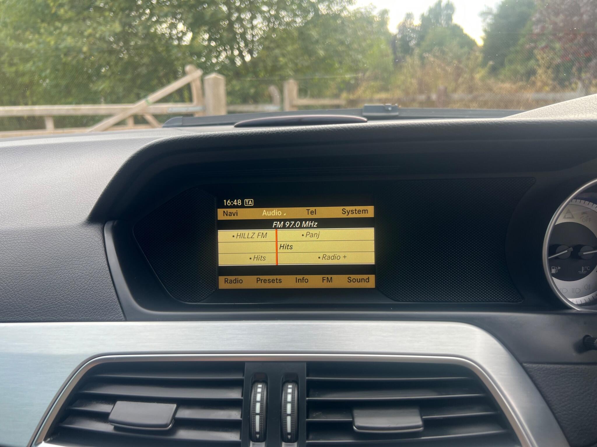 Mercedes-Benz C Class view 34