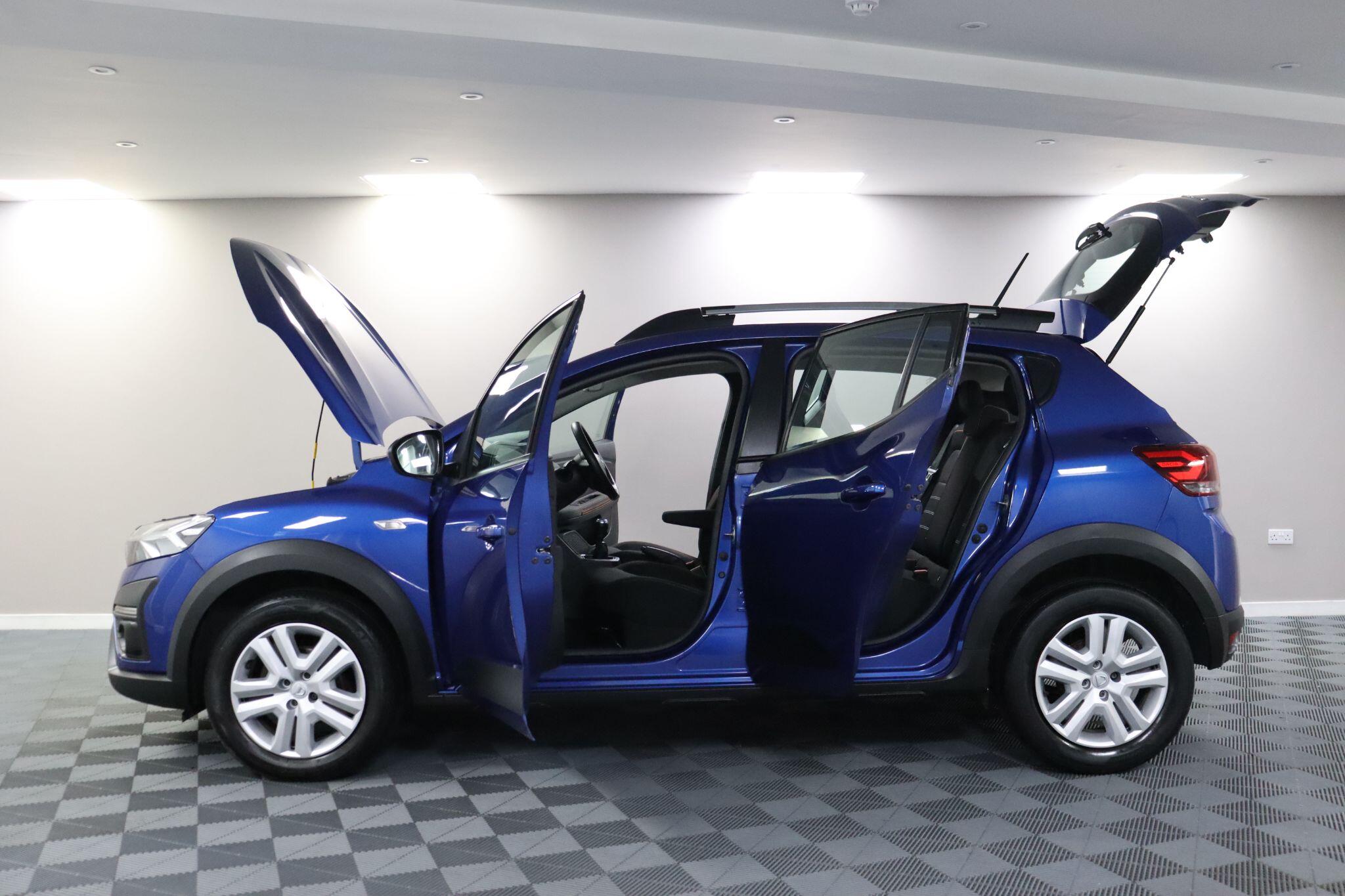Dacia Sandero Stepway view 18