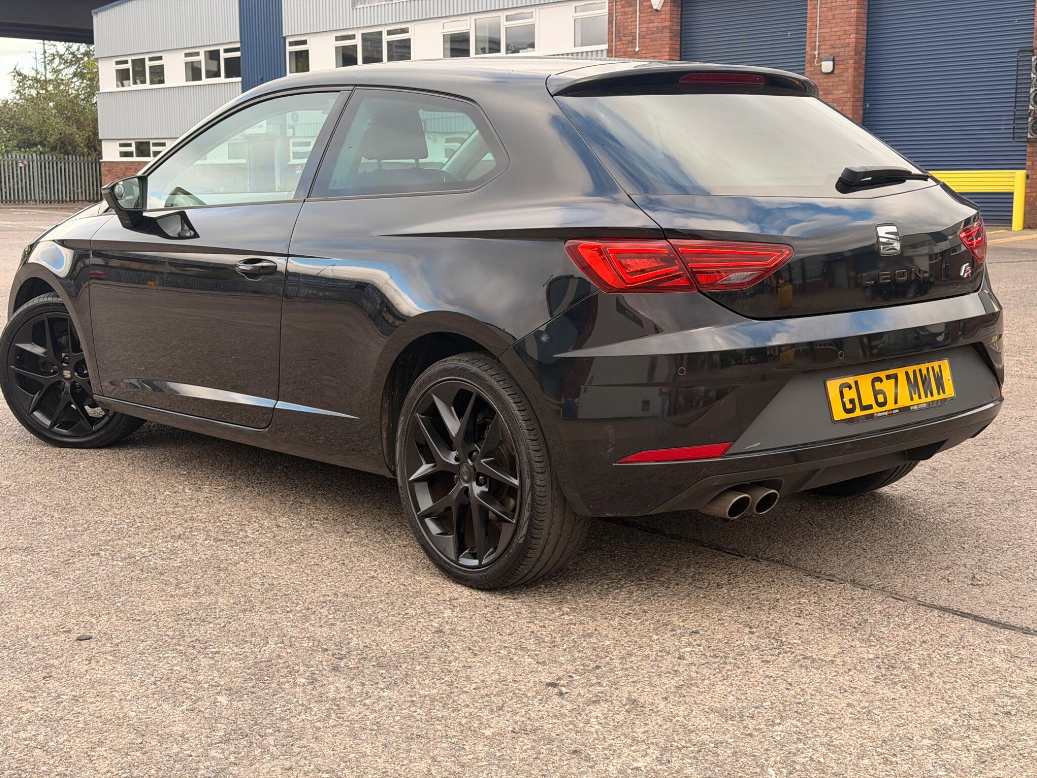 Seat Leon view 4