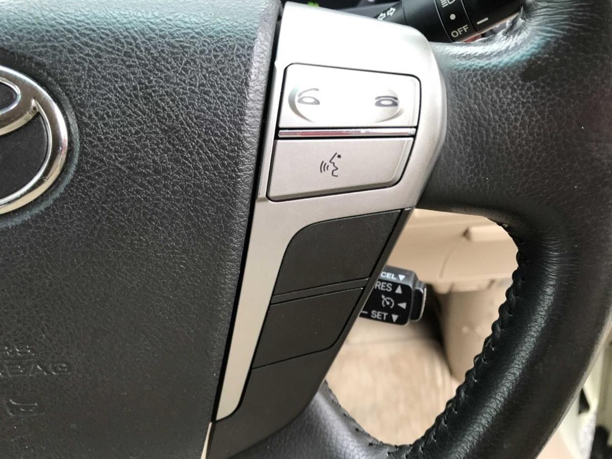 Toyota Alphard view 18