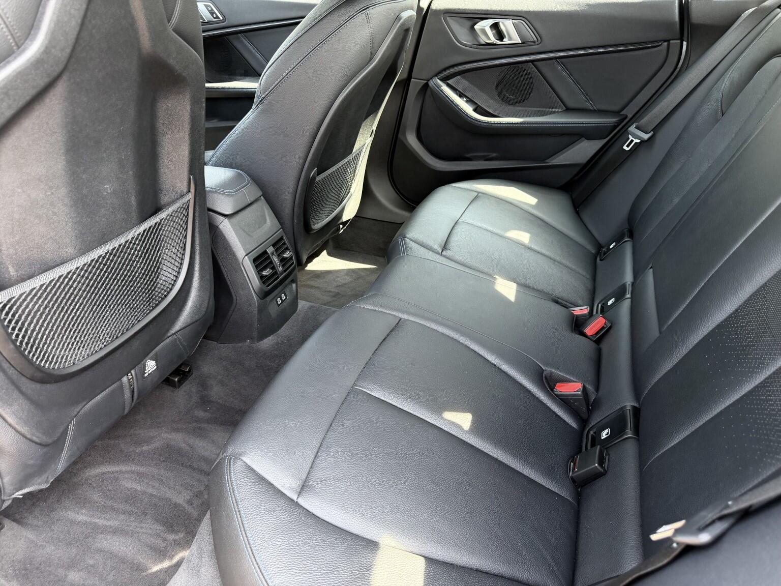 BMW 2 Series view 30