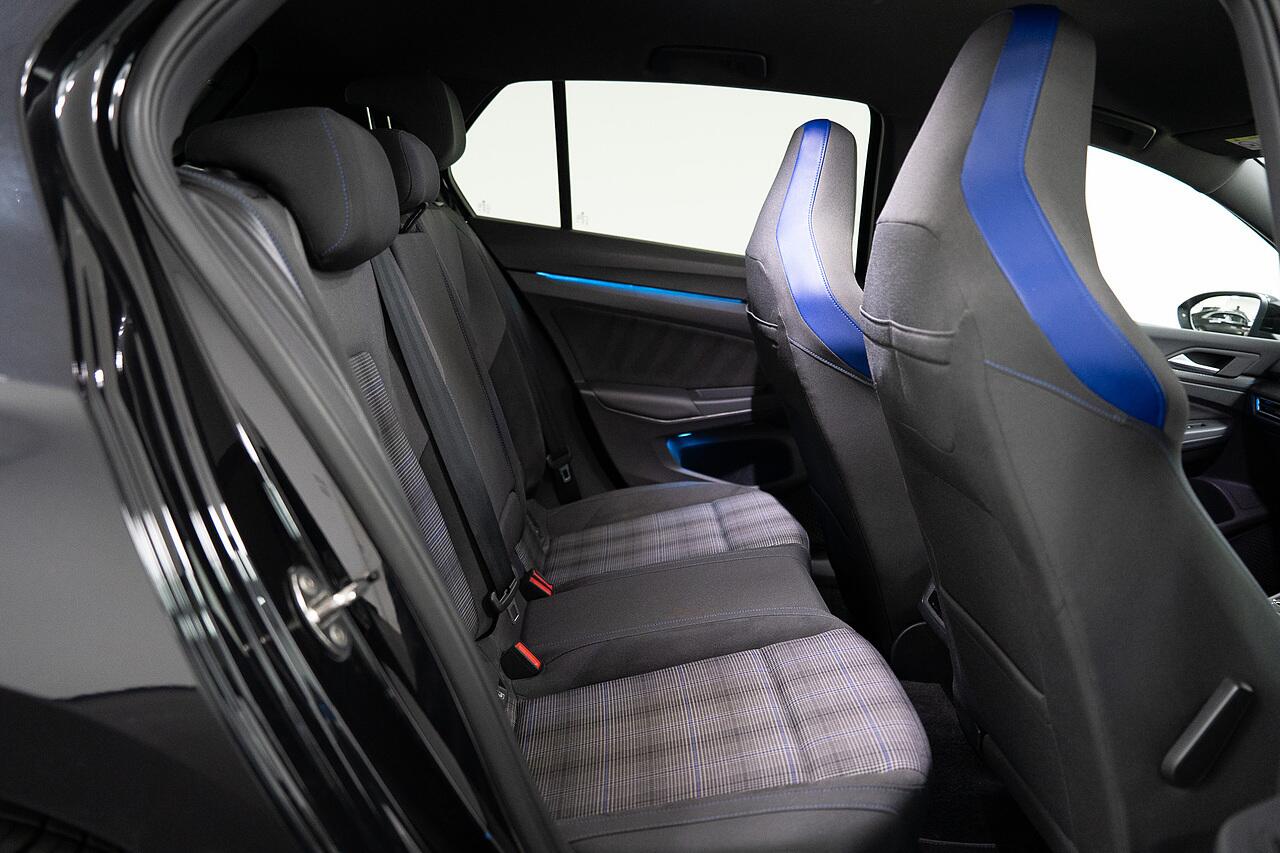 Volkswagen Golf view 25