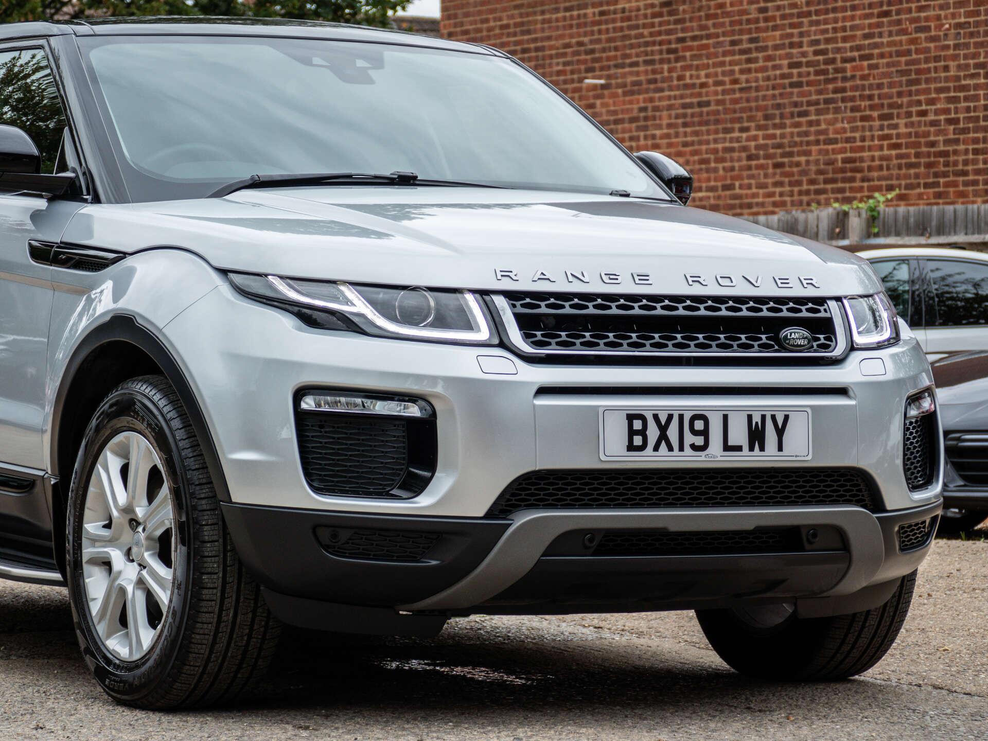 Land Rover Range Rover Evoque view 7