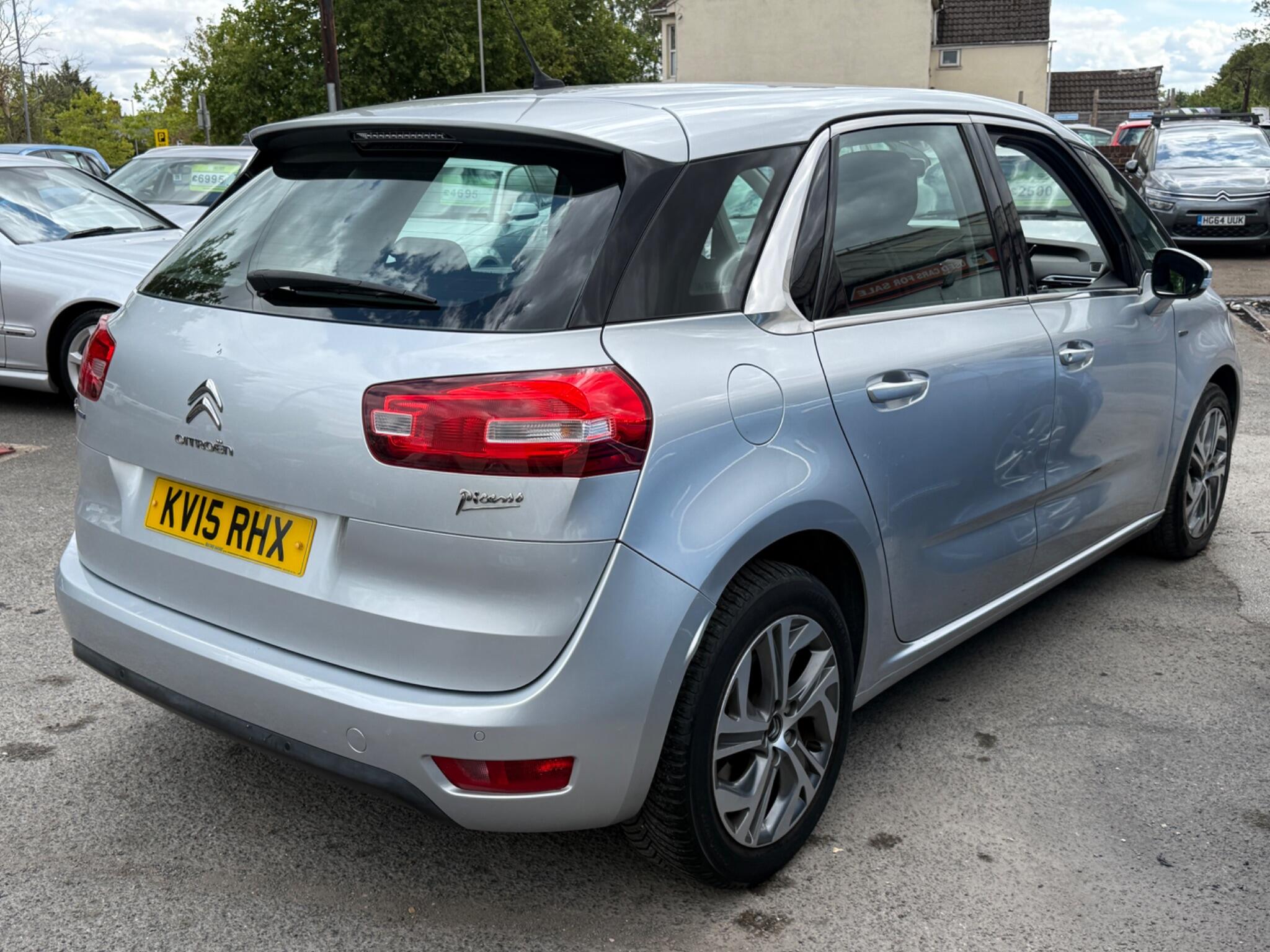 Citroen C4 Picasso - Image 17