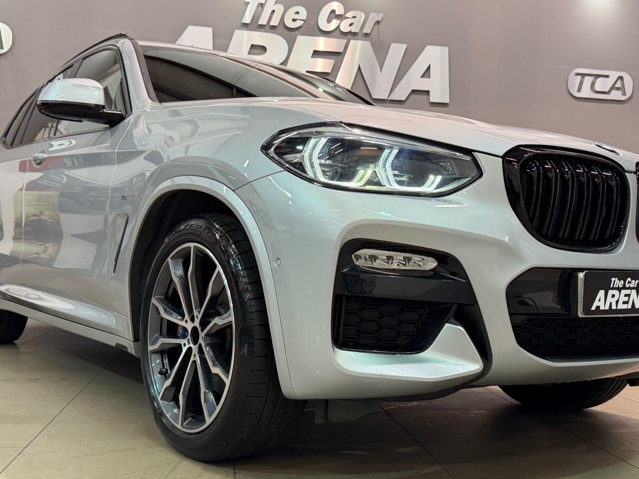 BMW X3 view 5