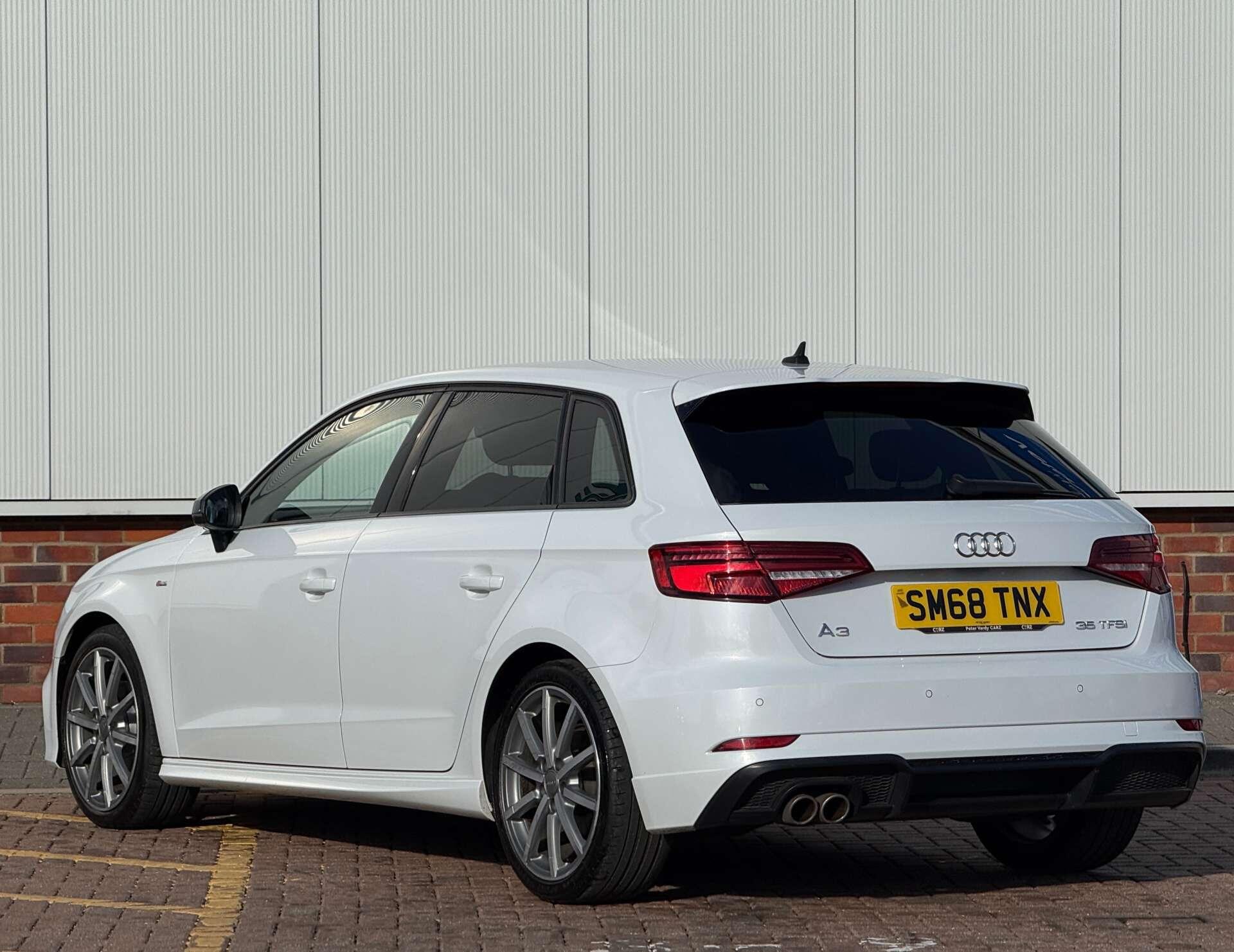 Audi A3 view 4
