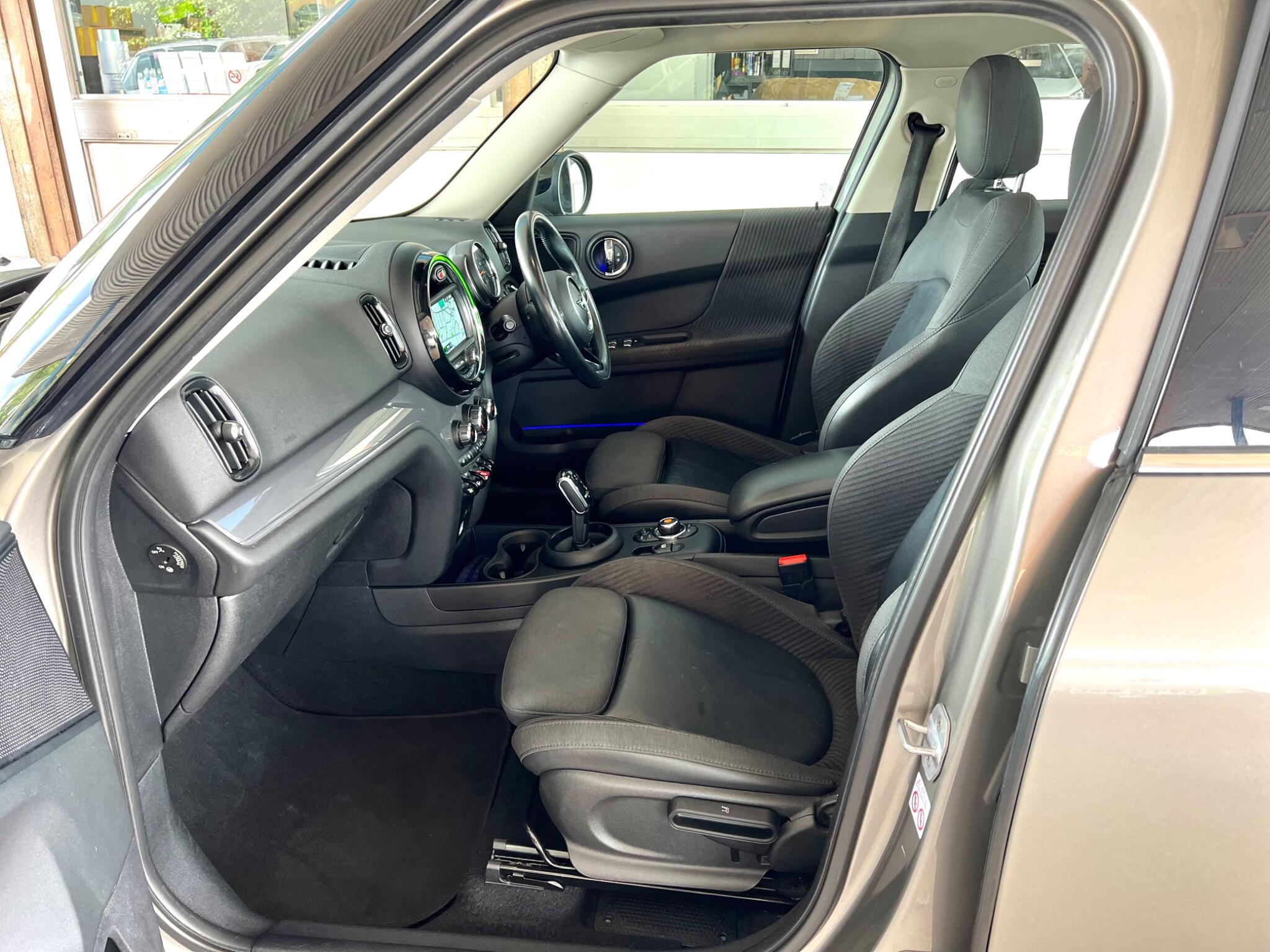 Mini Countryman view 5