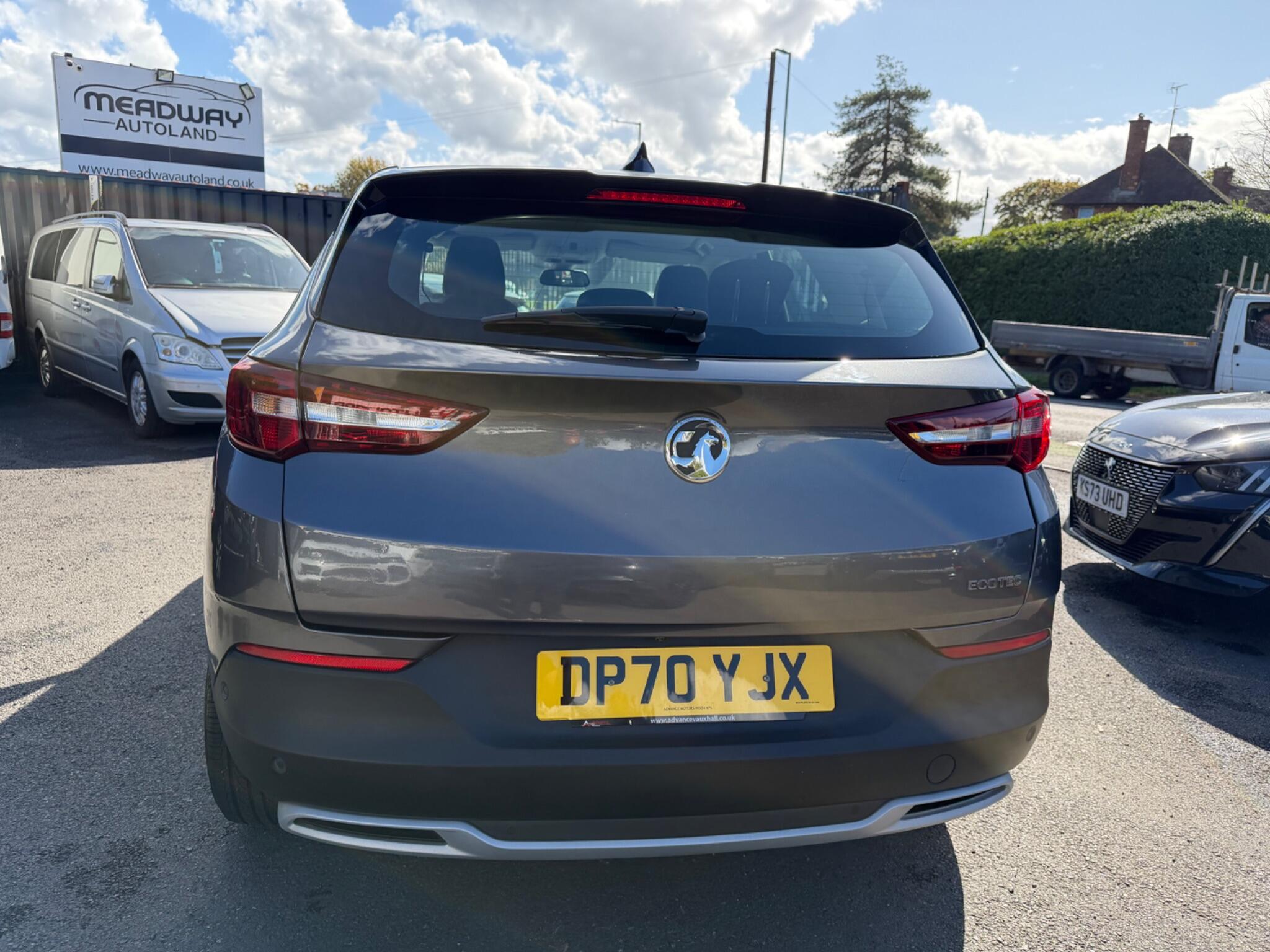 Vauxhall Grandland X view 10