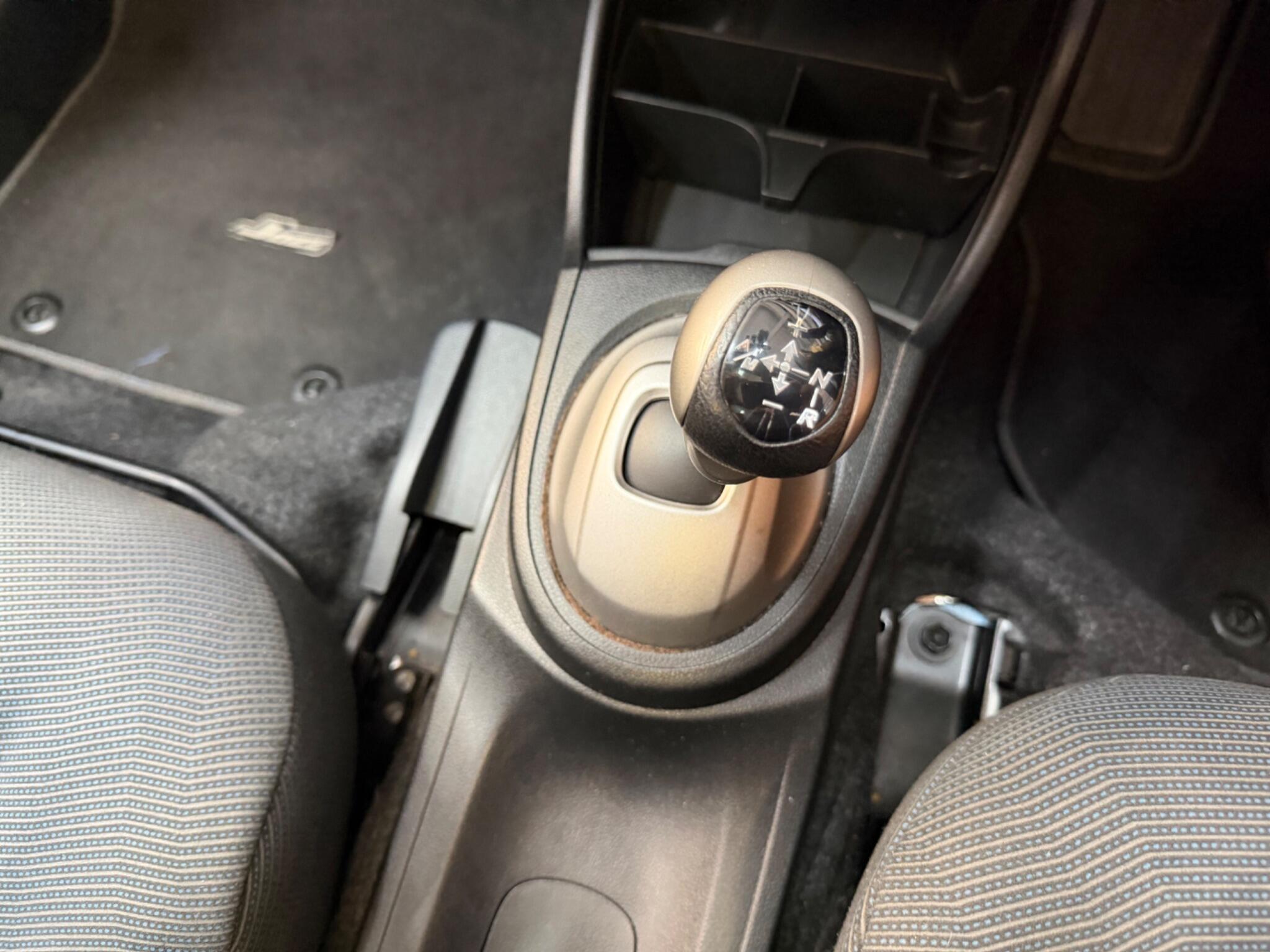 Honda Jazz view 11