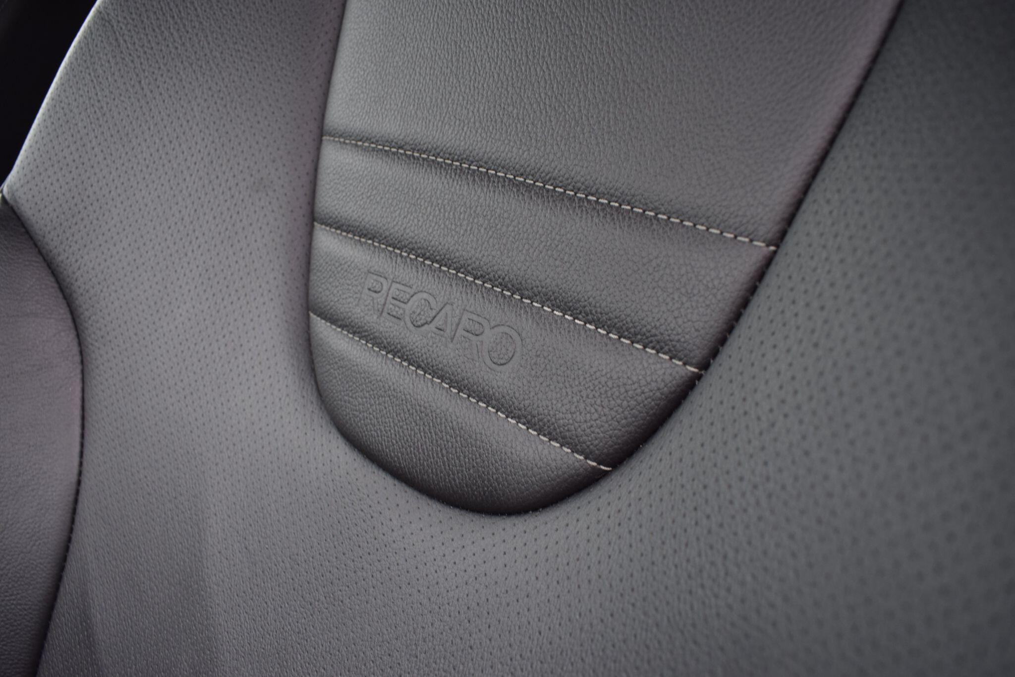 Ford Focus view 14