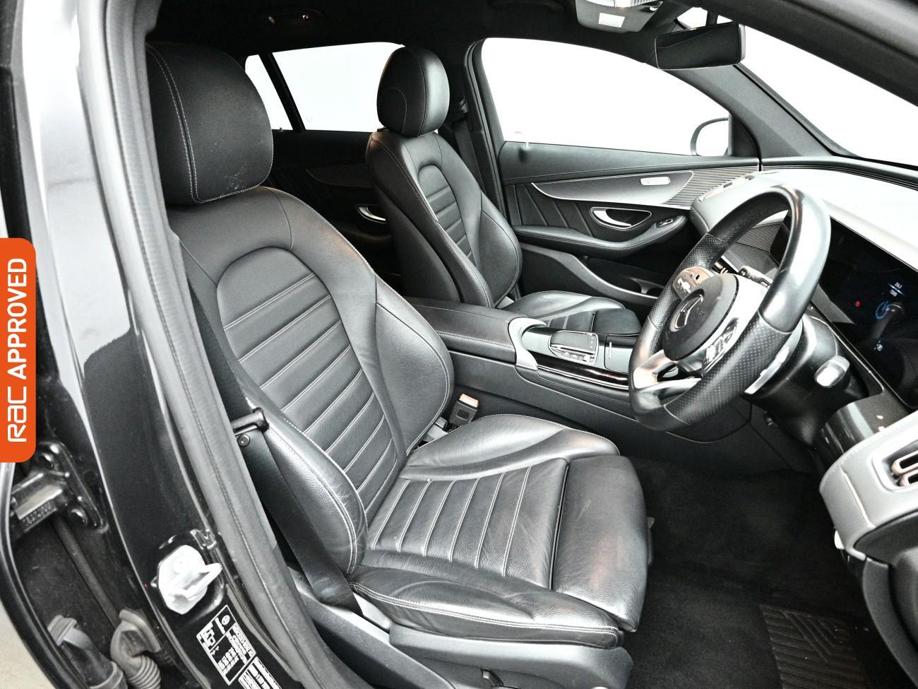 Mercedes-Benz EQC view 12