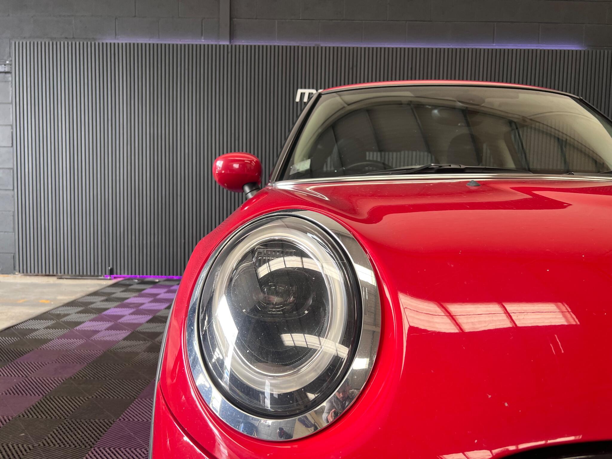 Mini Hatch view 30