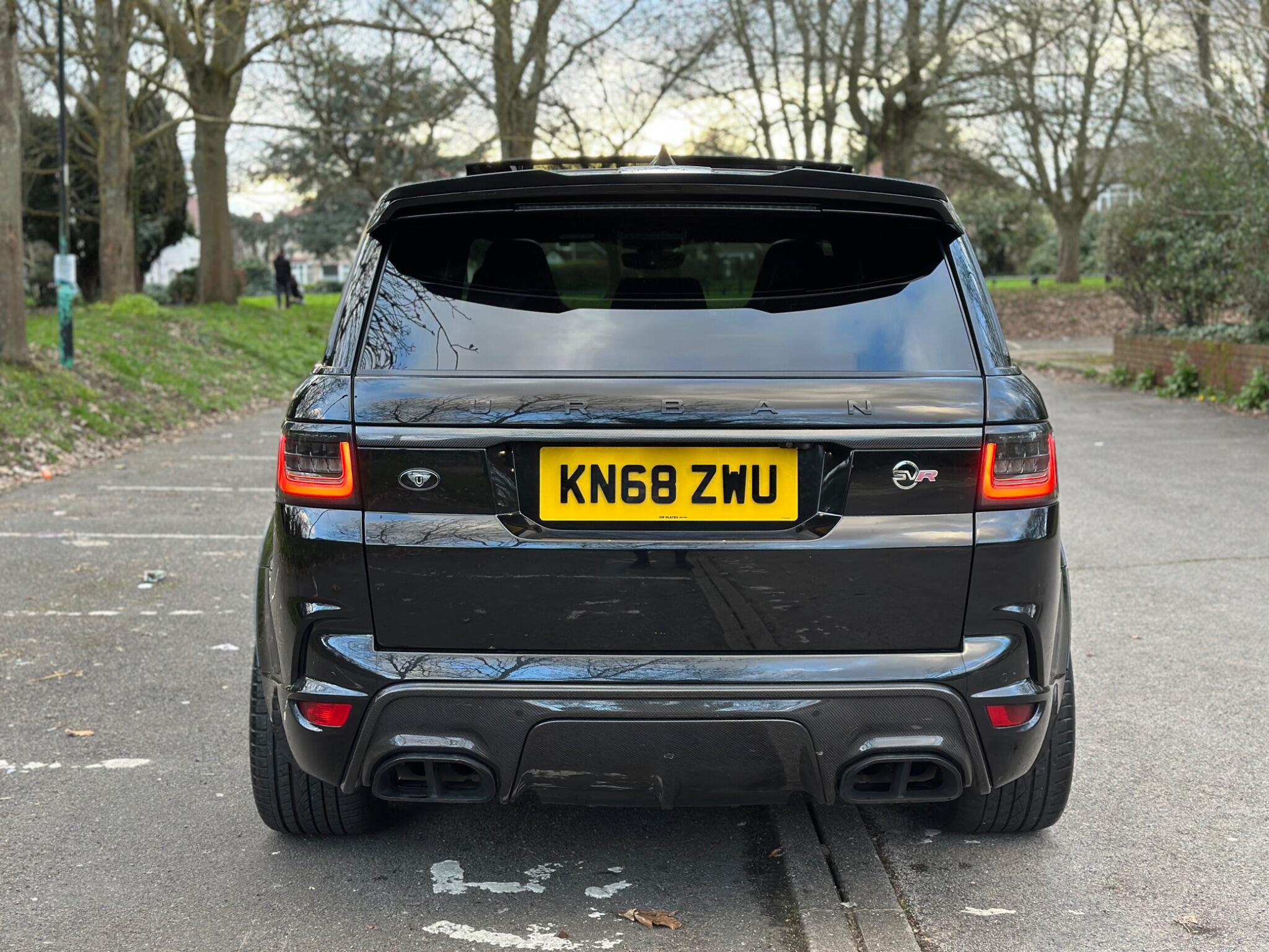 Land Rover Range Rover Sport view 4