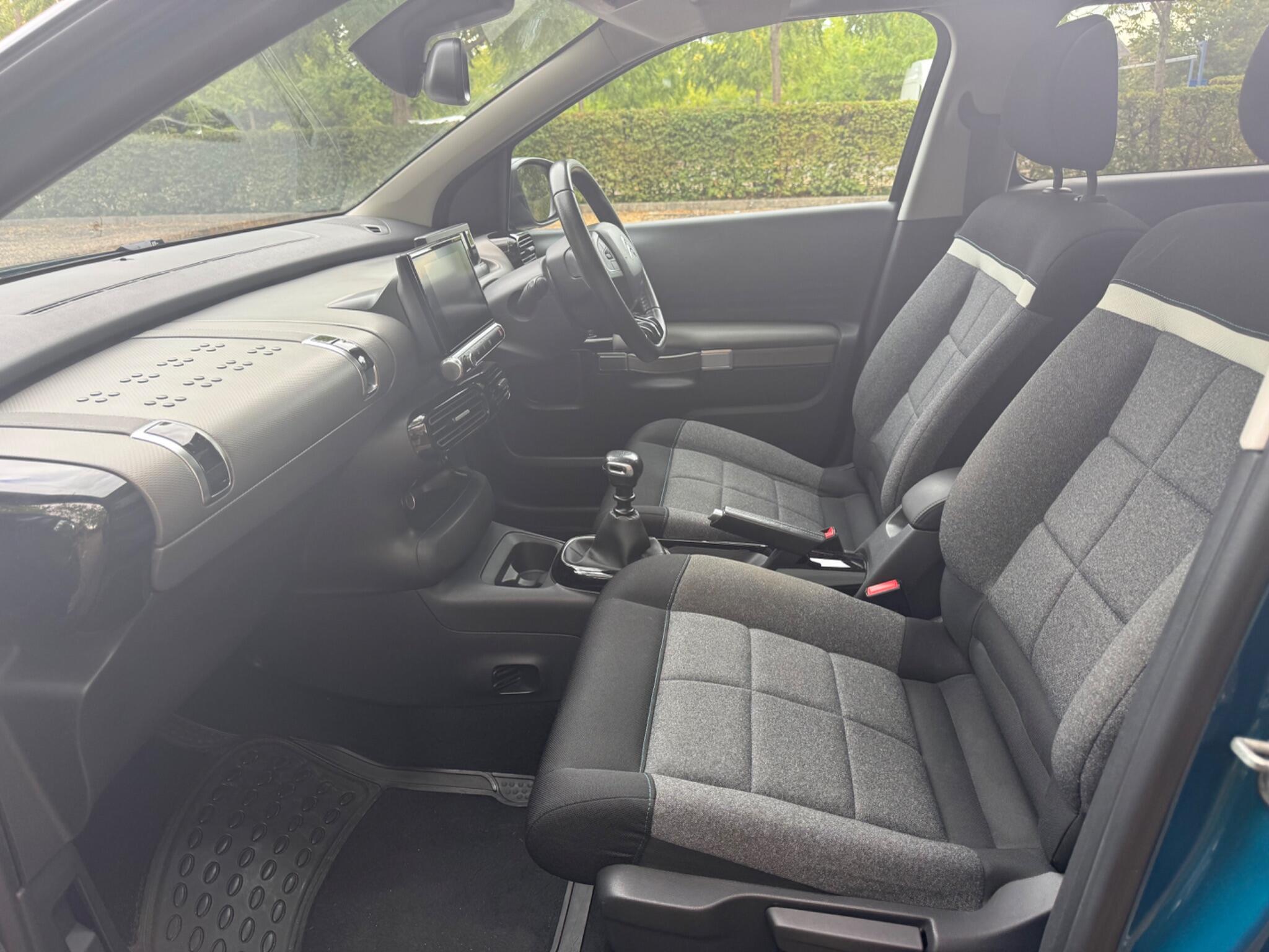 Citroen C4 Cactus view 83