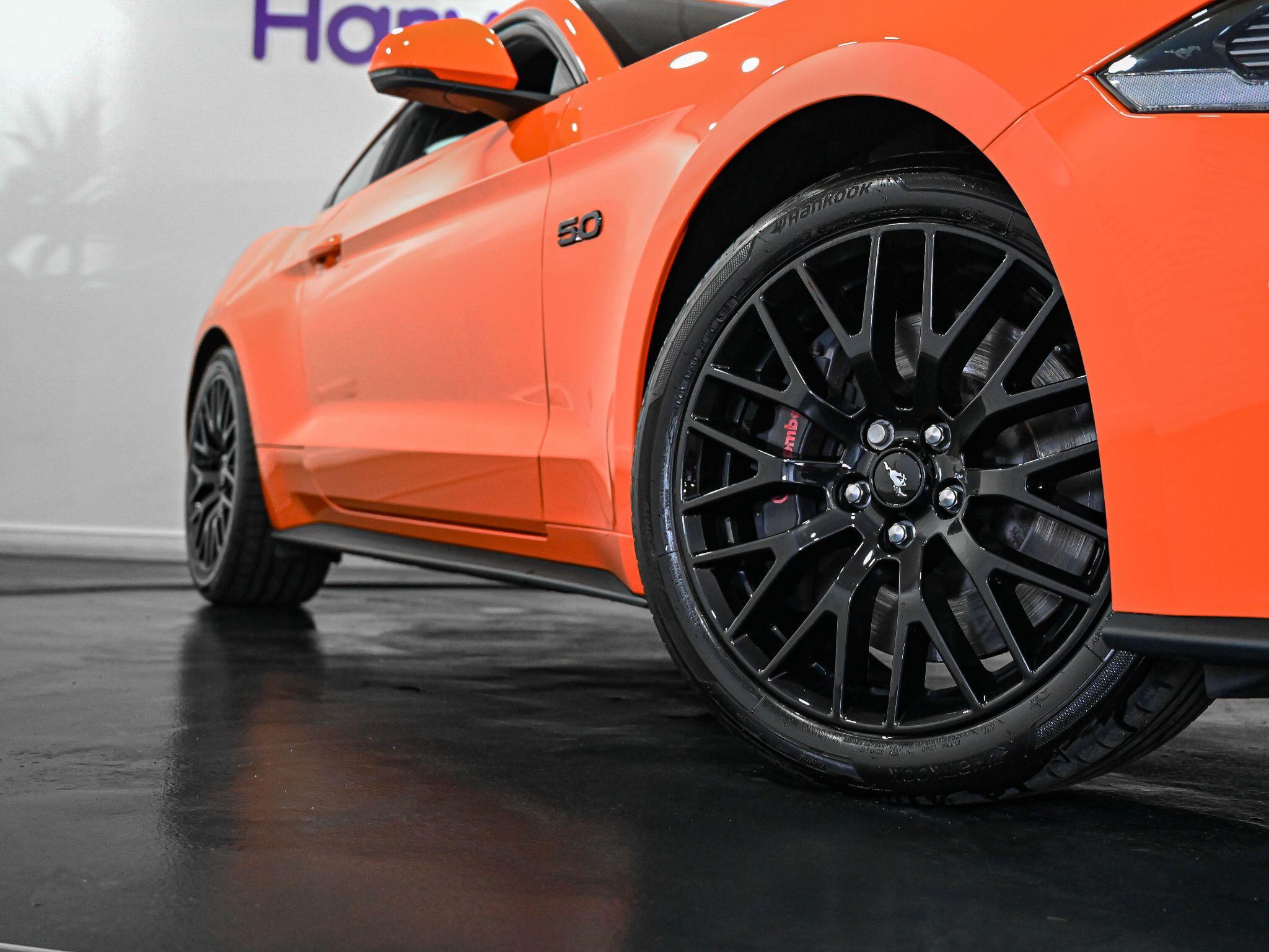 Ford Mustang view 36
