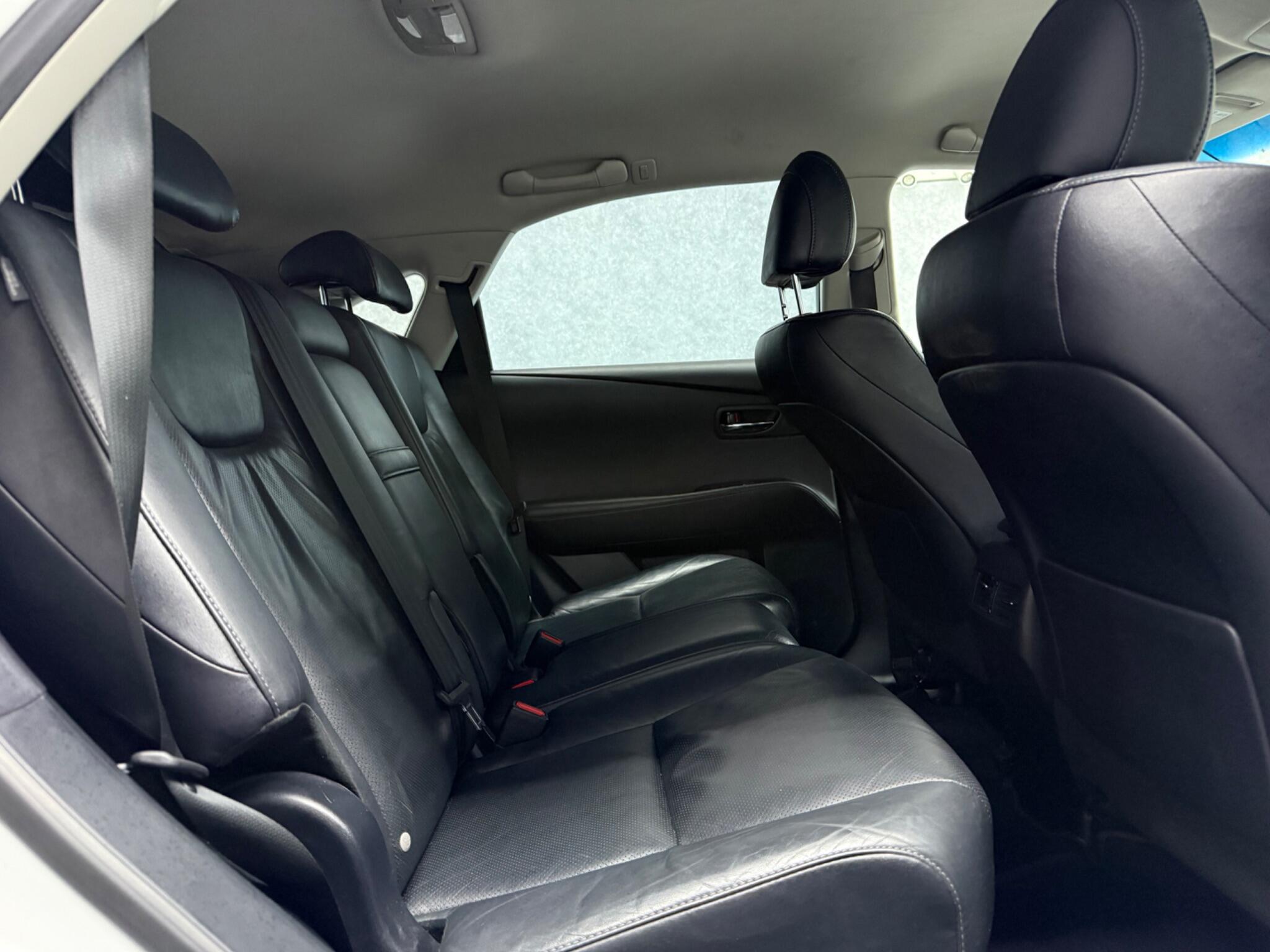 Lexus RX view 8