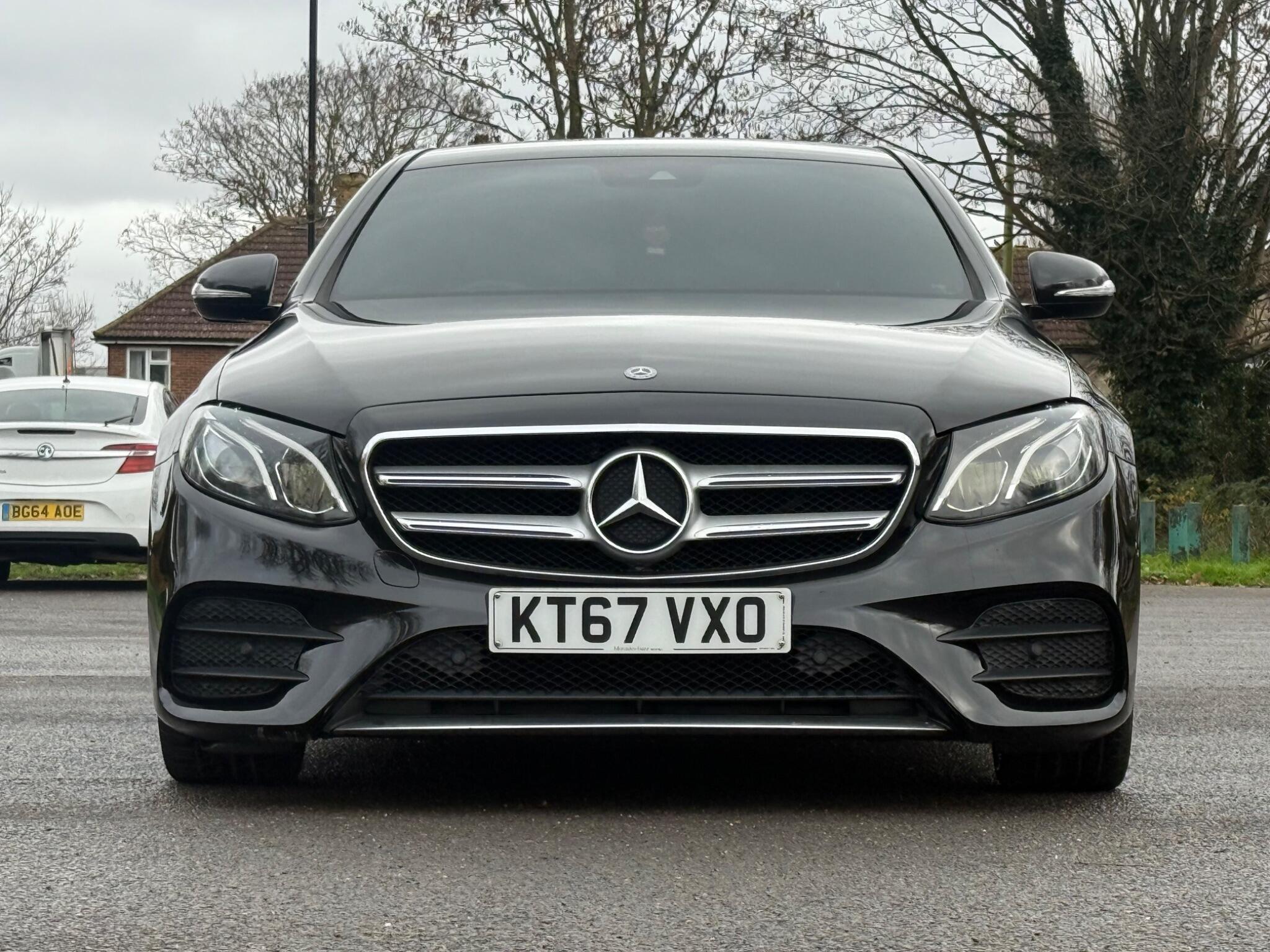 Mercedes-Benz E-Class view 7