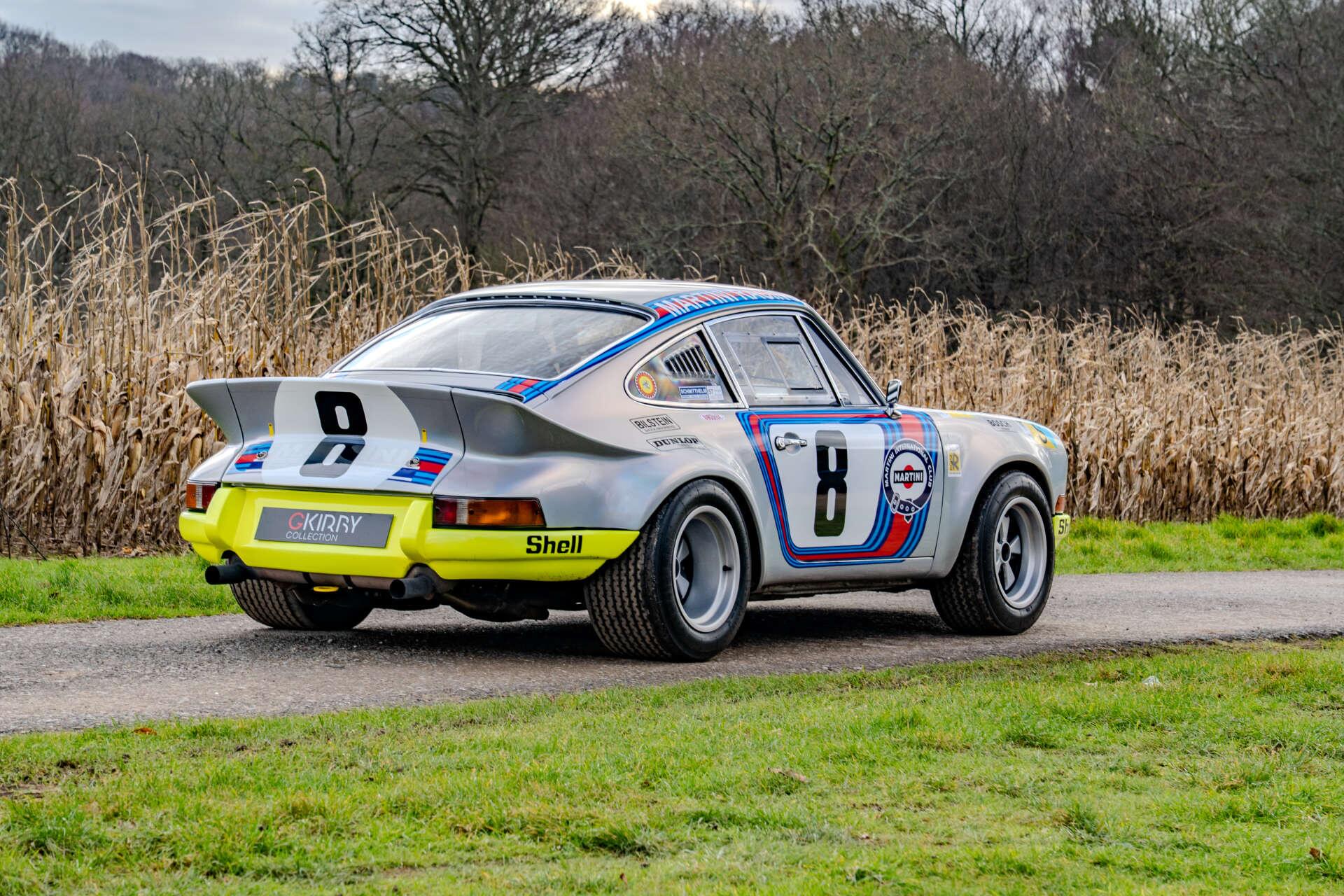 Porsche 911 view 5