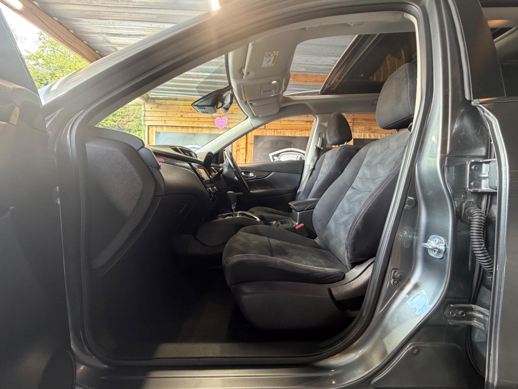 Nissan X-Trail view 36