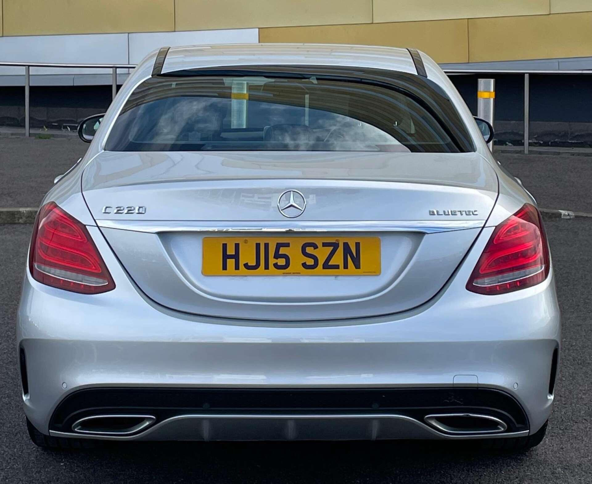 Mercedes-Benz C-Class view 43