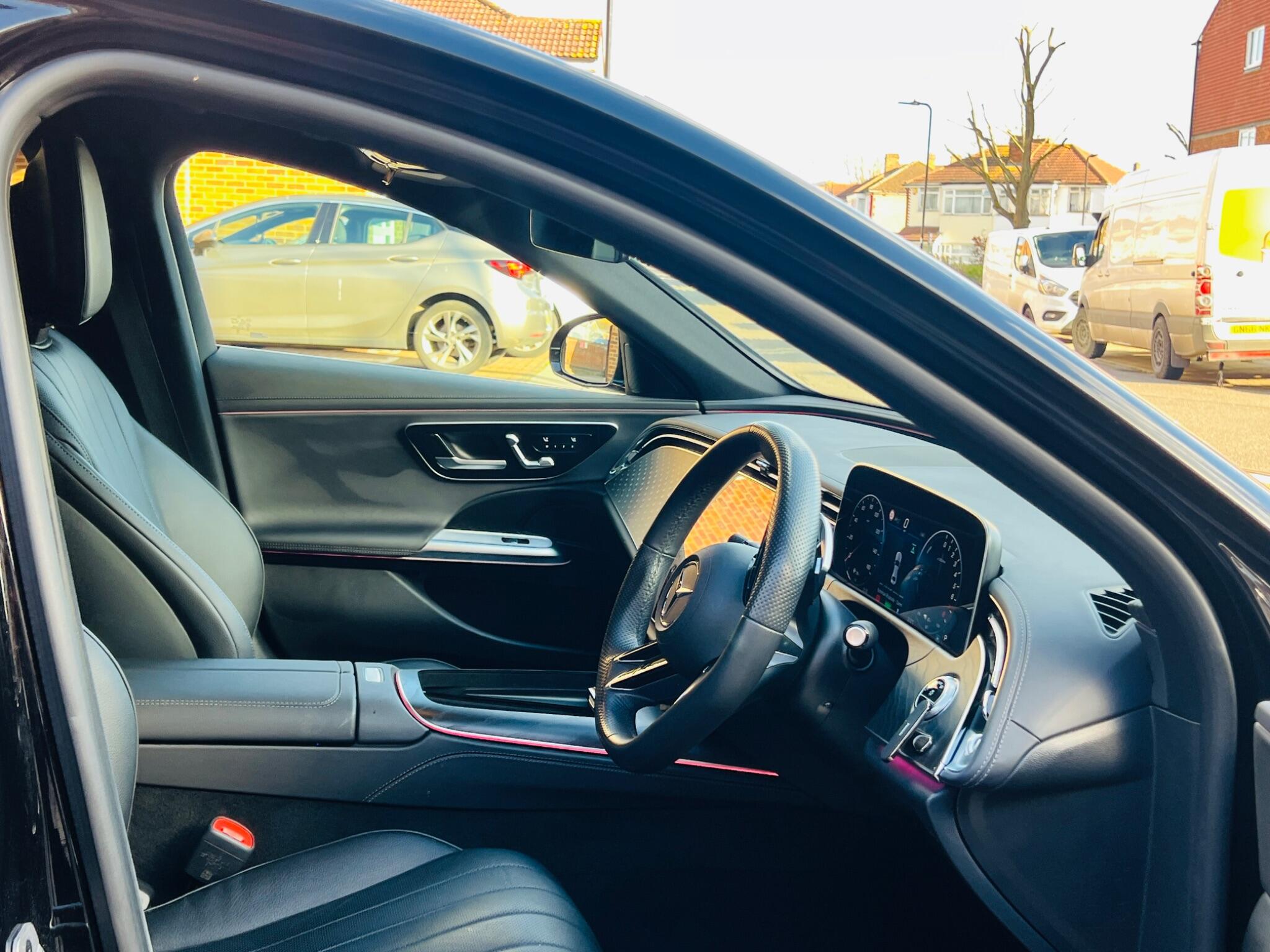 Mercedes-Benz E Class view 13
