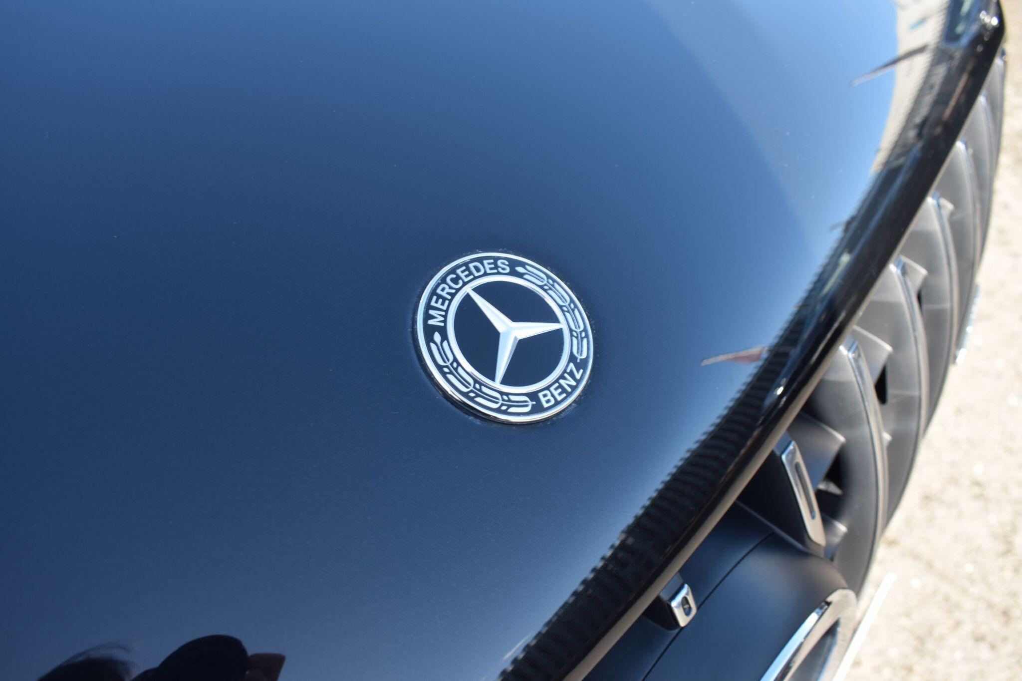 Mercedes-Benz GLC view 42