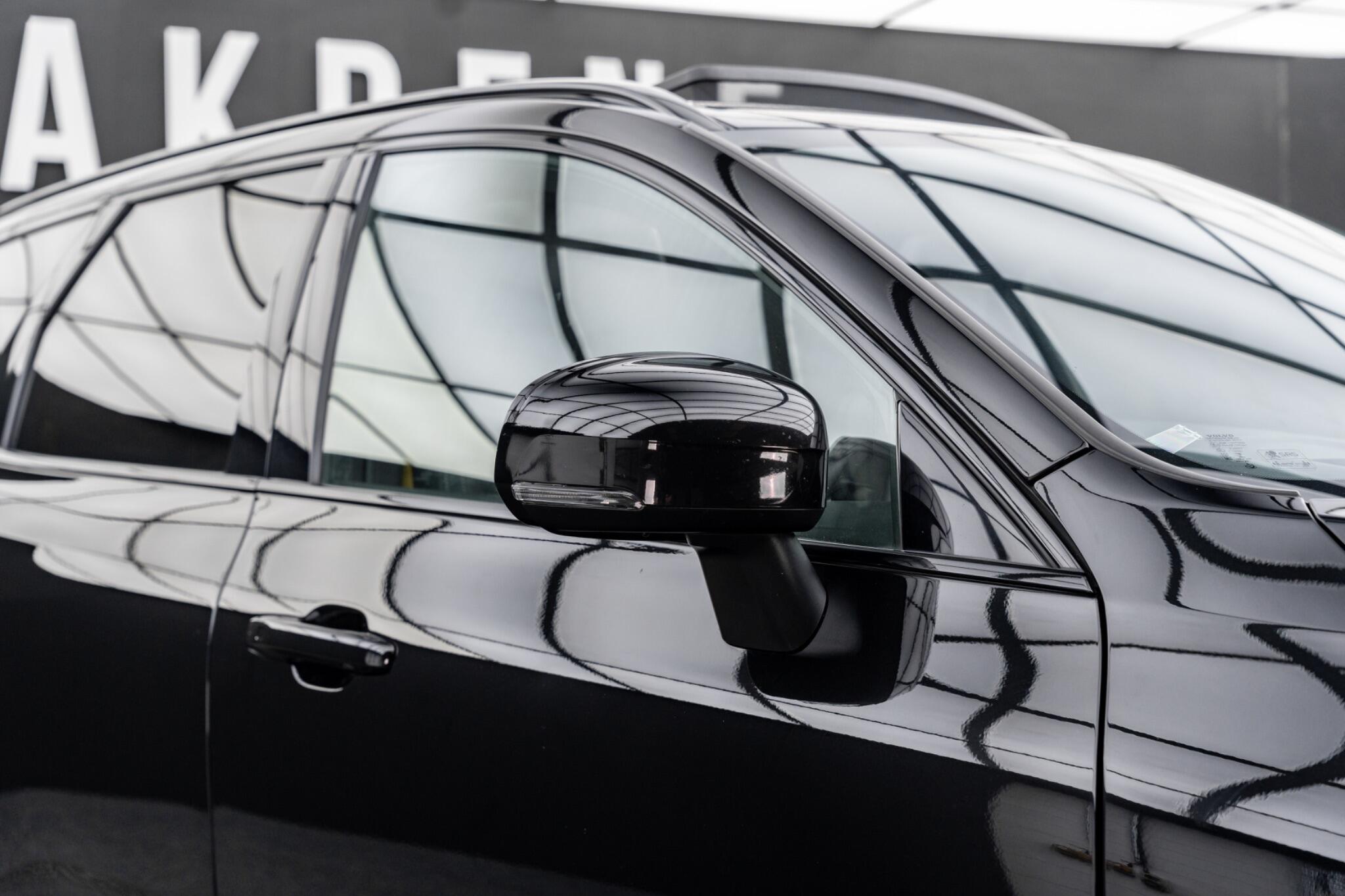 Volvo XC60 view 31