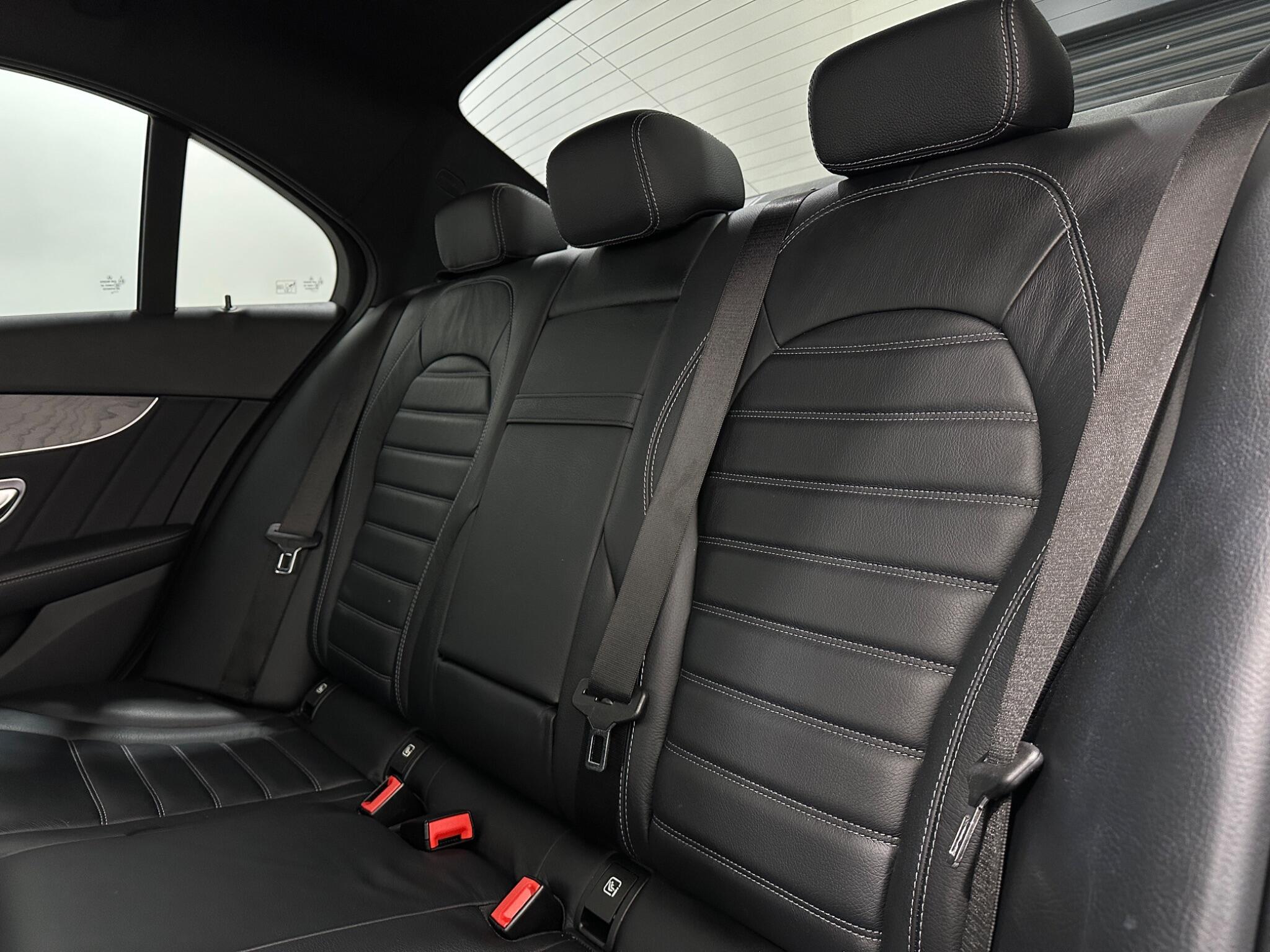 Mercedes-Benz C-Class view 41