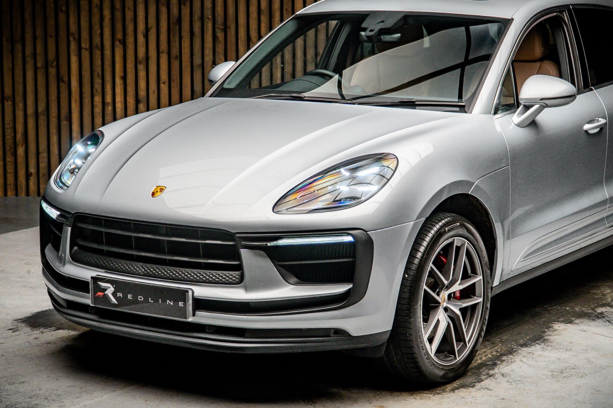 Porsche Macan view 15