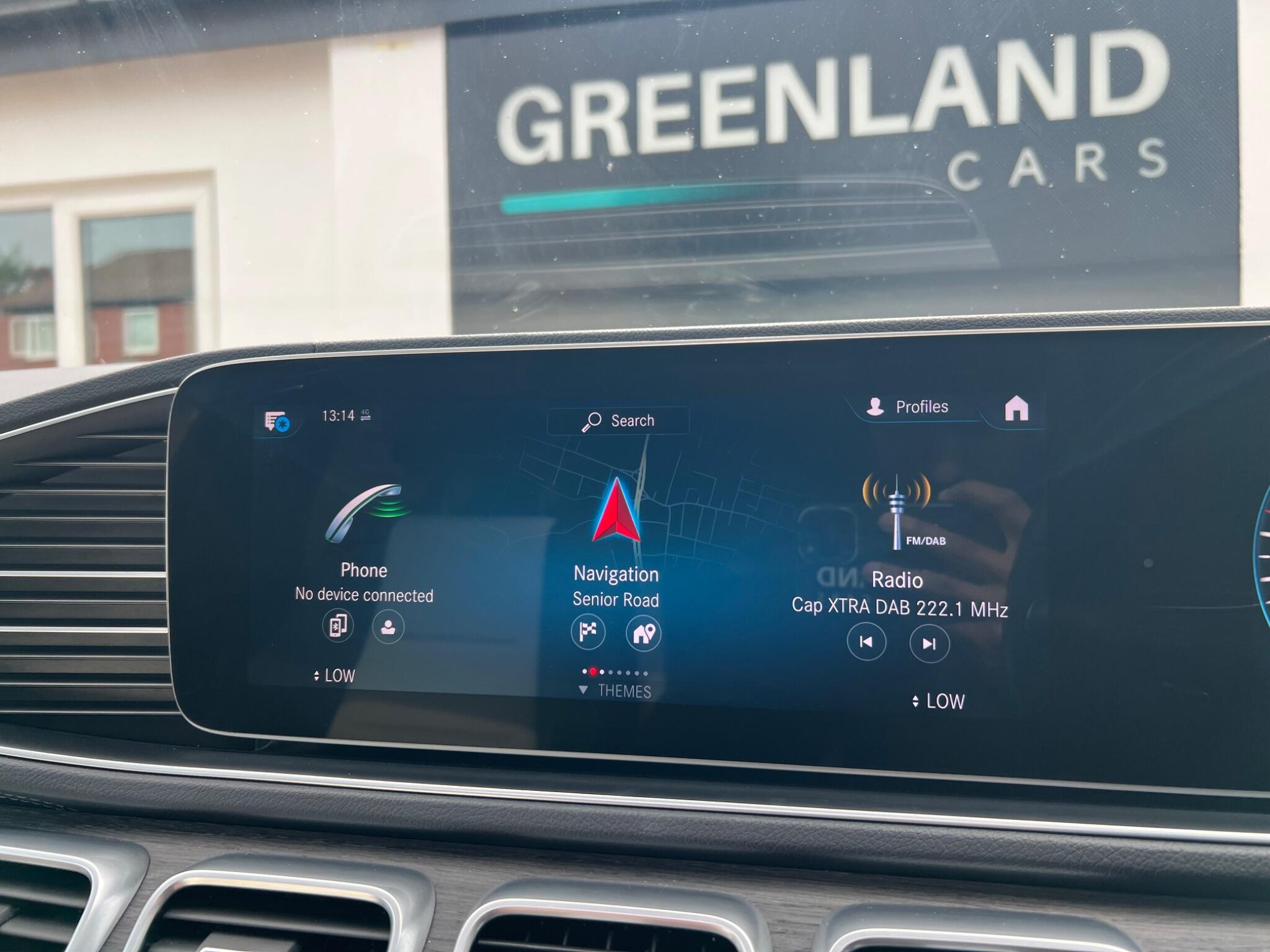 Mercedes-Benz GLE view 52