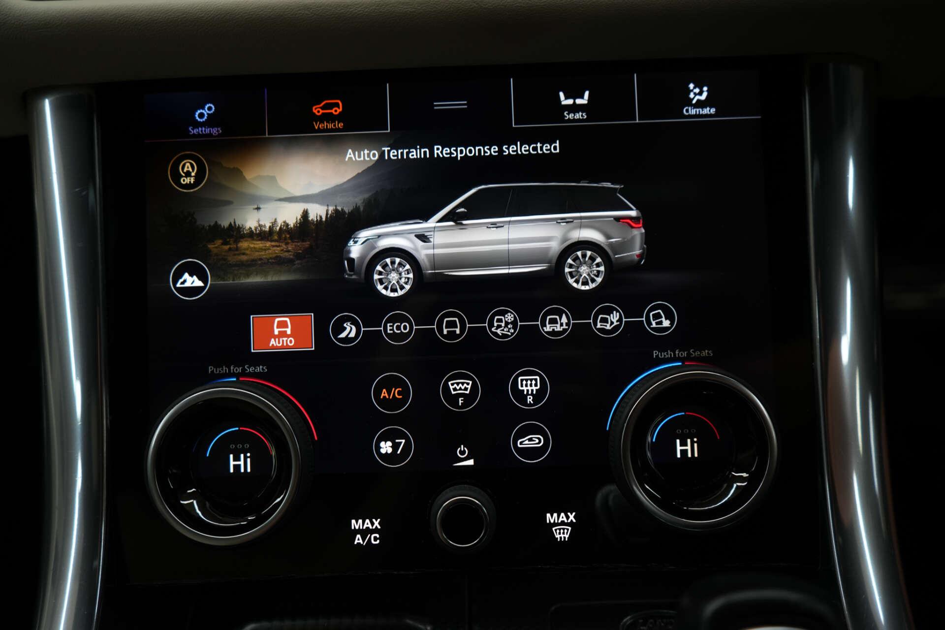 Land Rover Range Rover Sport view 30