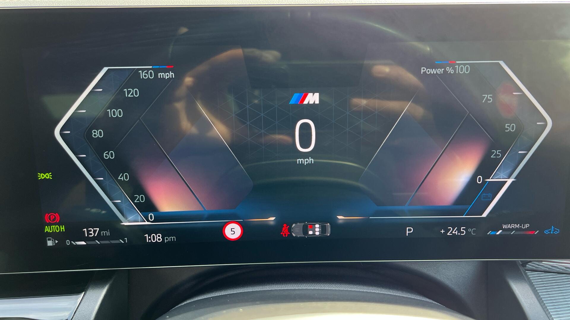 BMW 5 Series view 9