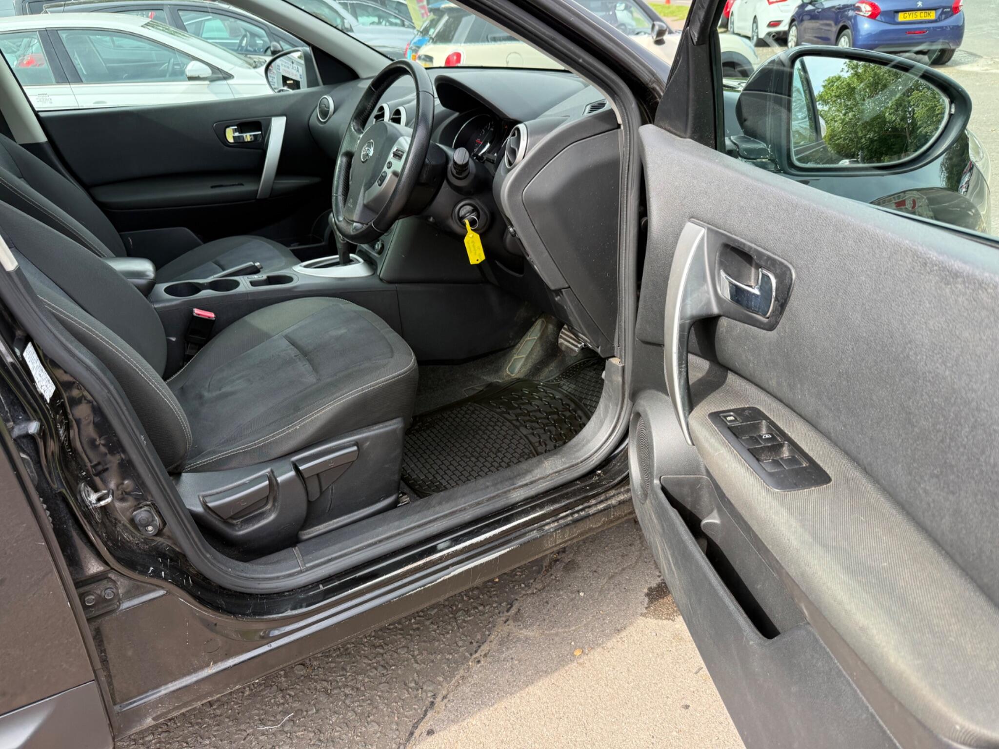 Nissan Qashqai view 21