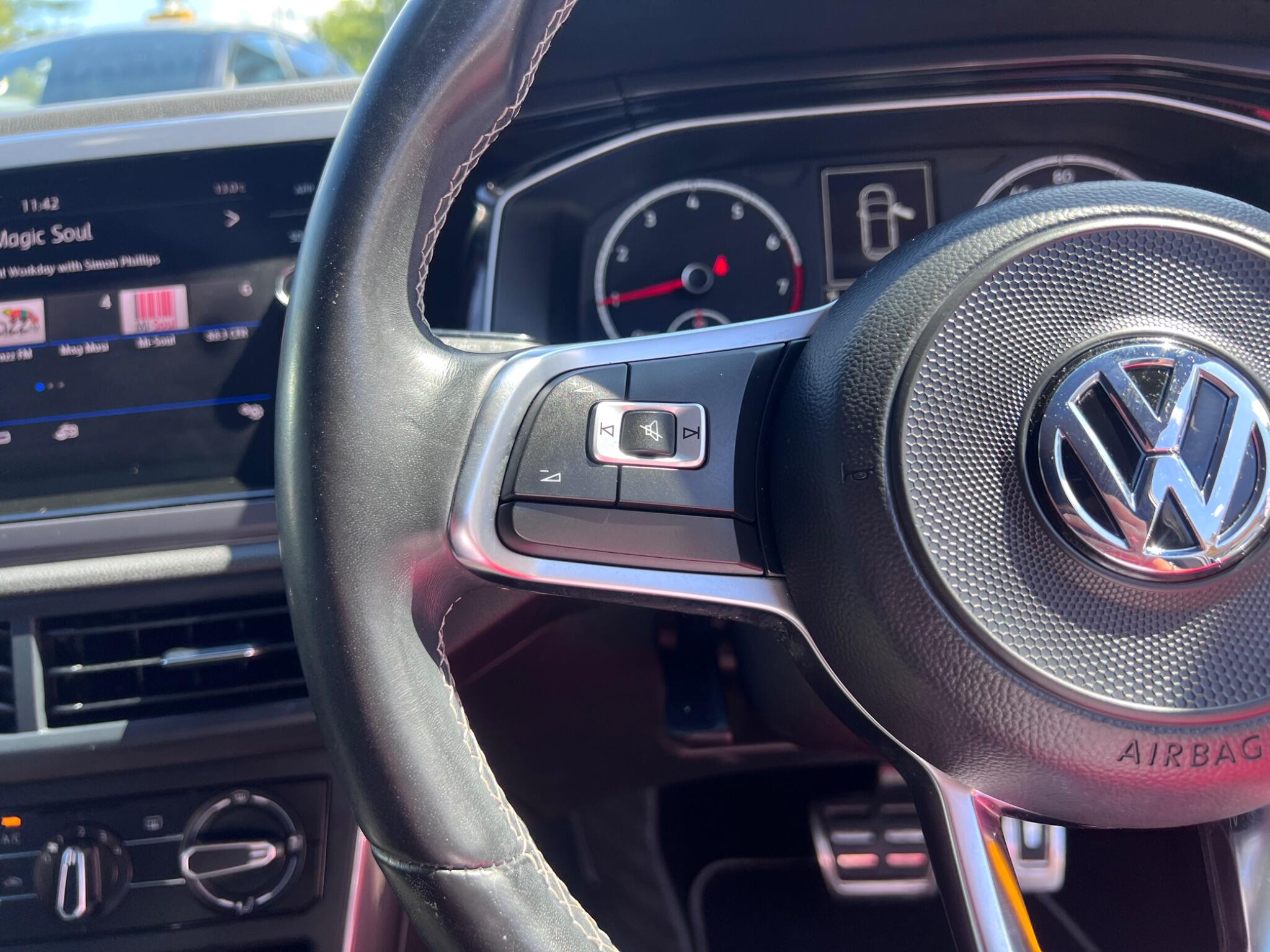 Volkswagen Polo view 25
