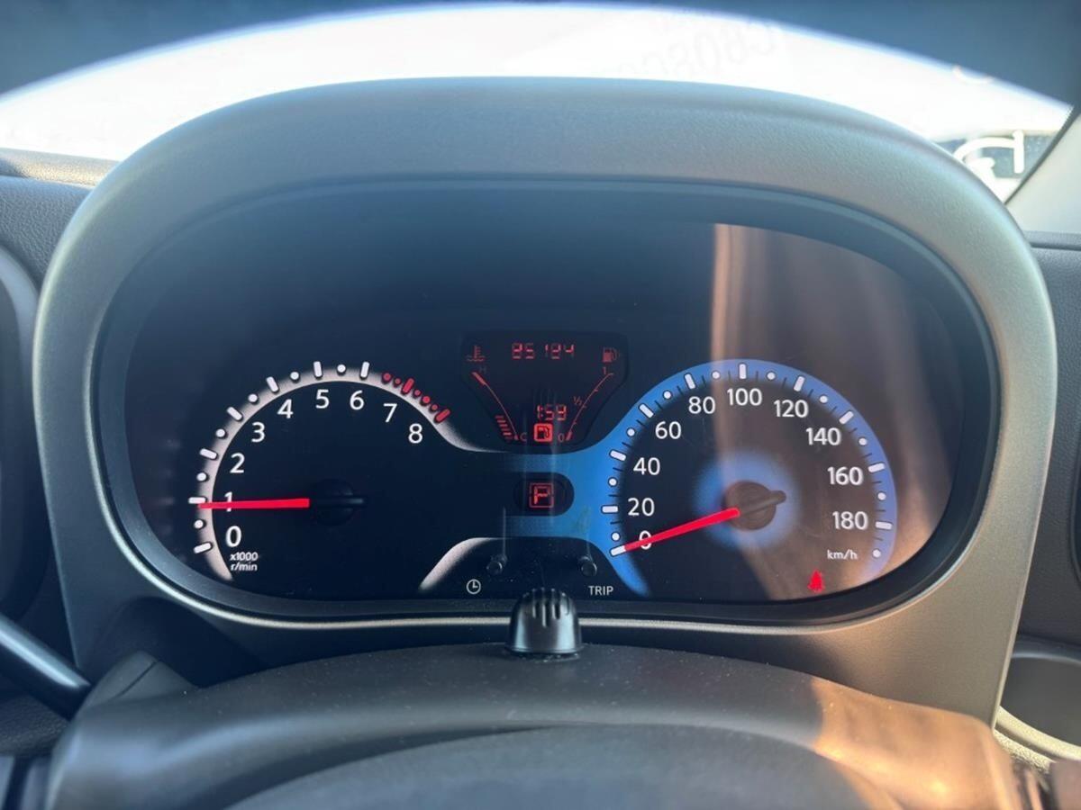 Nissan Cube view 10
