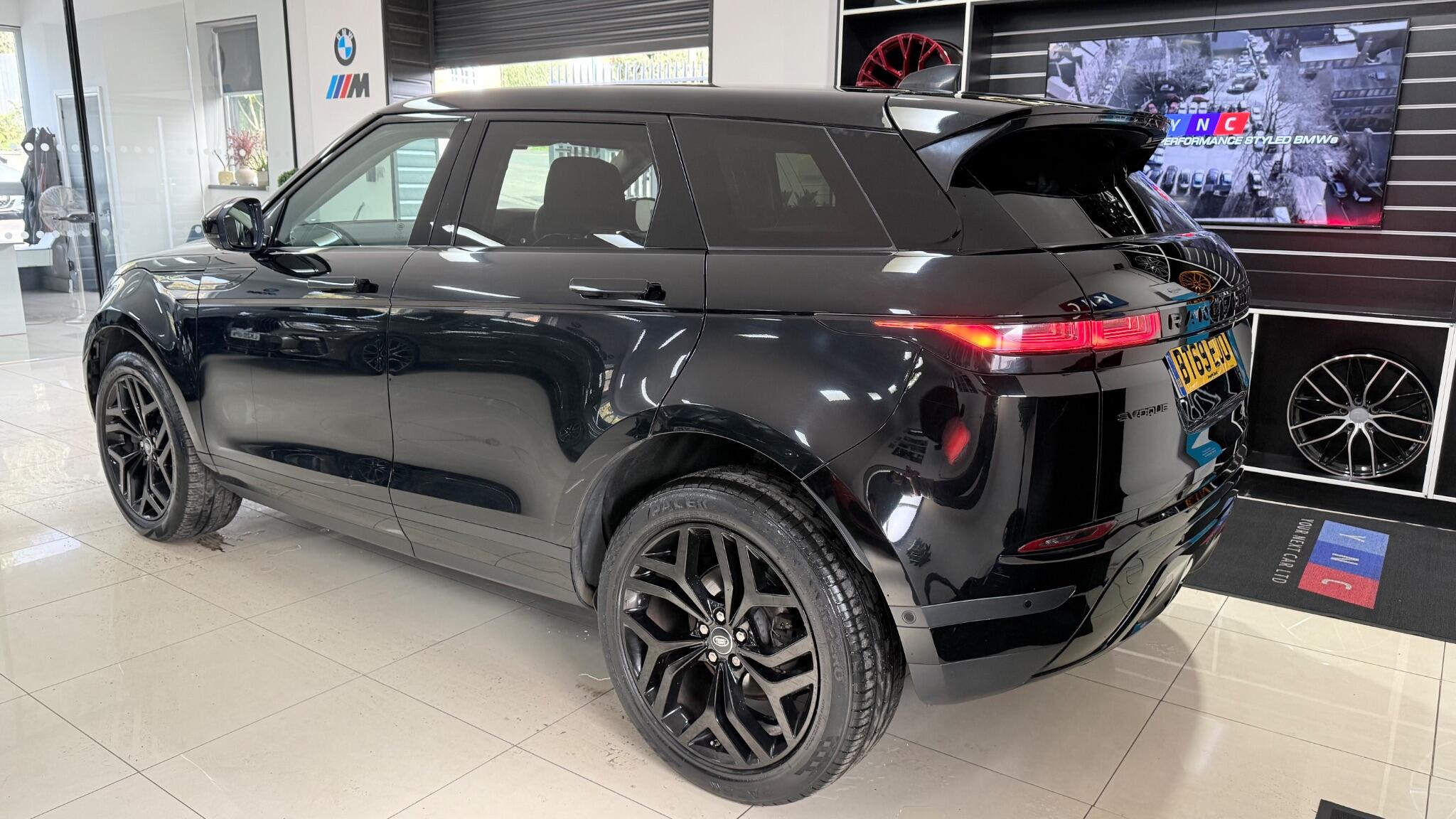 Land Rover Range Rover Evoque view 37