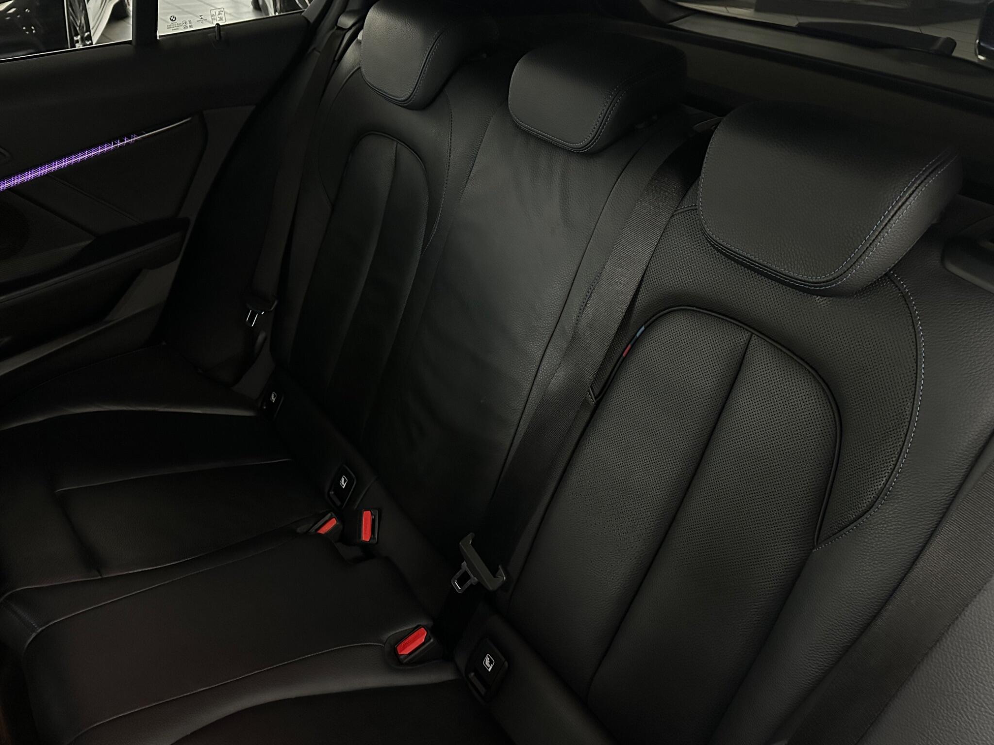 BMW 1 Series view 39