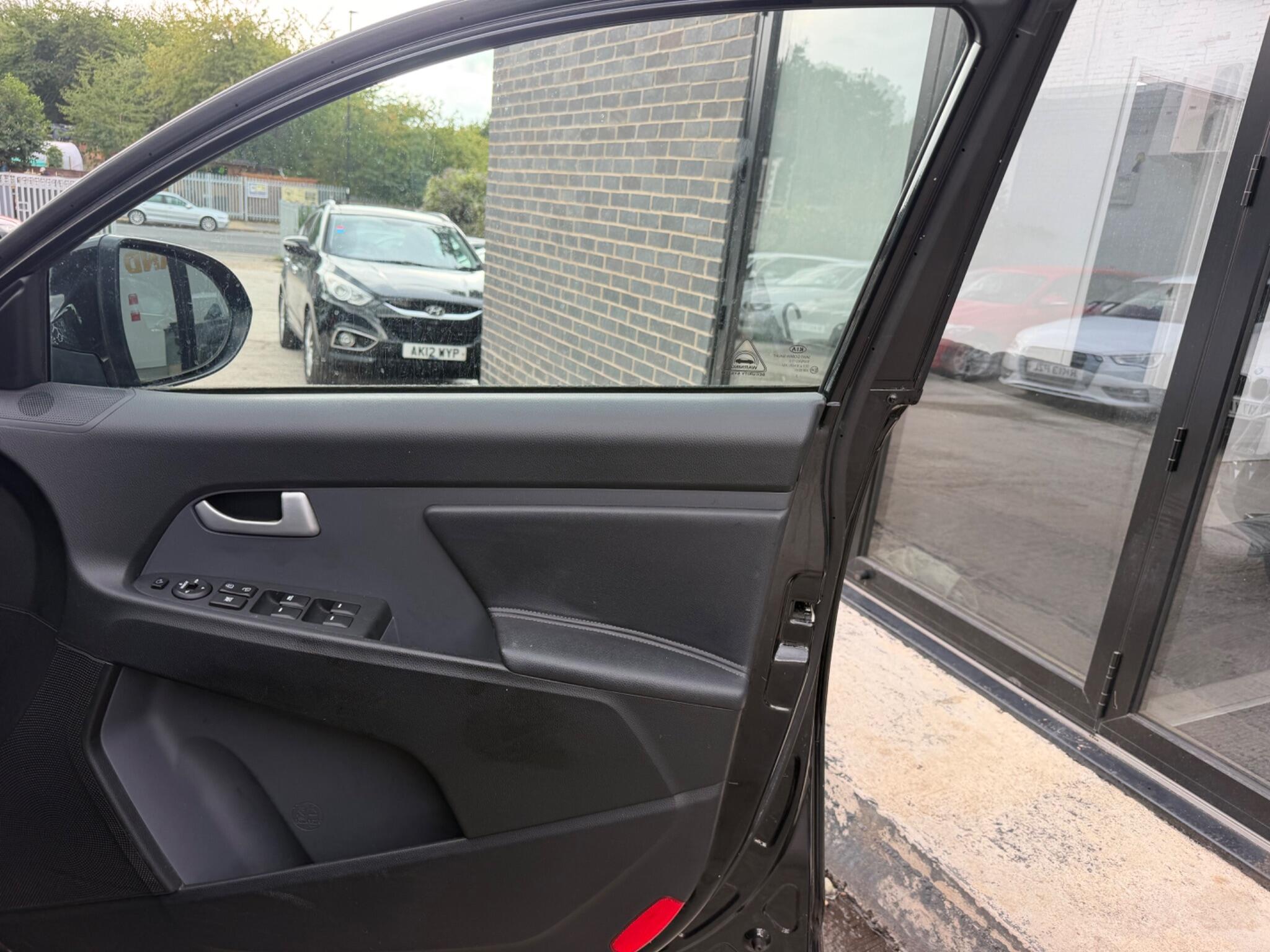 Kia Sportage view 6