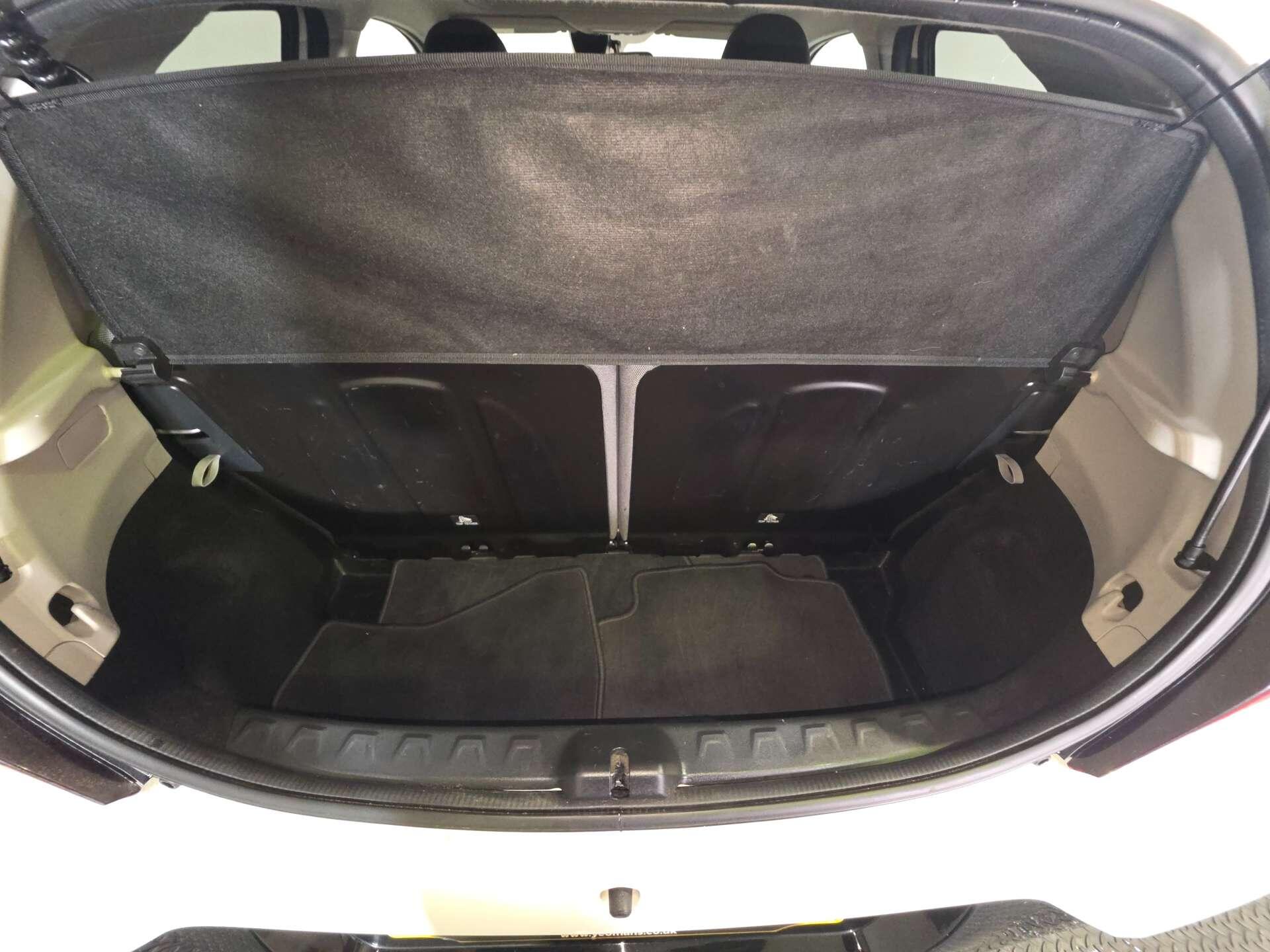 Toyota Aygo view 36