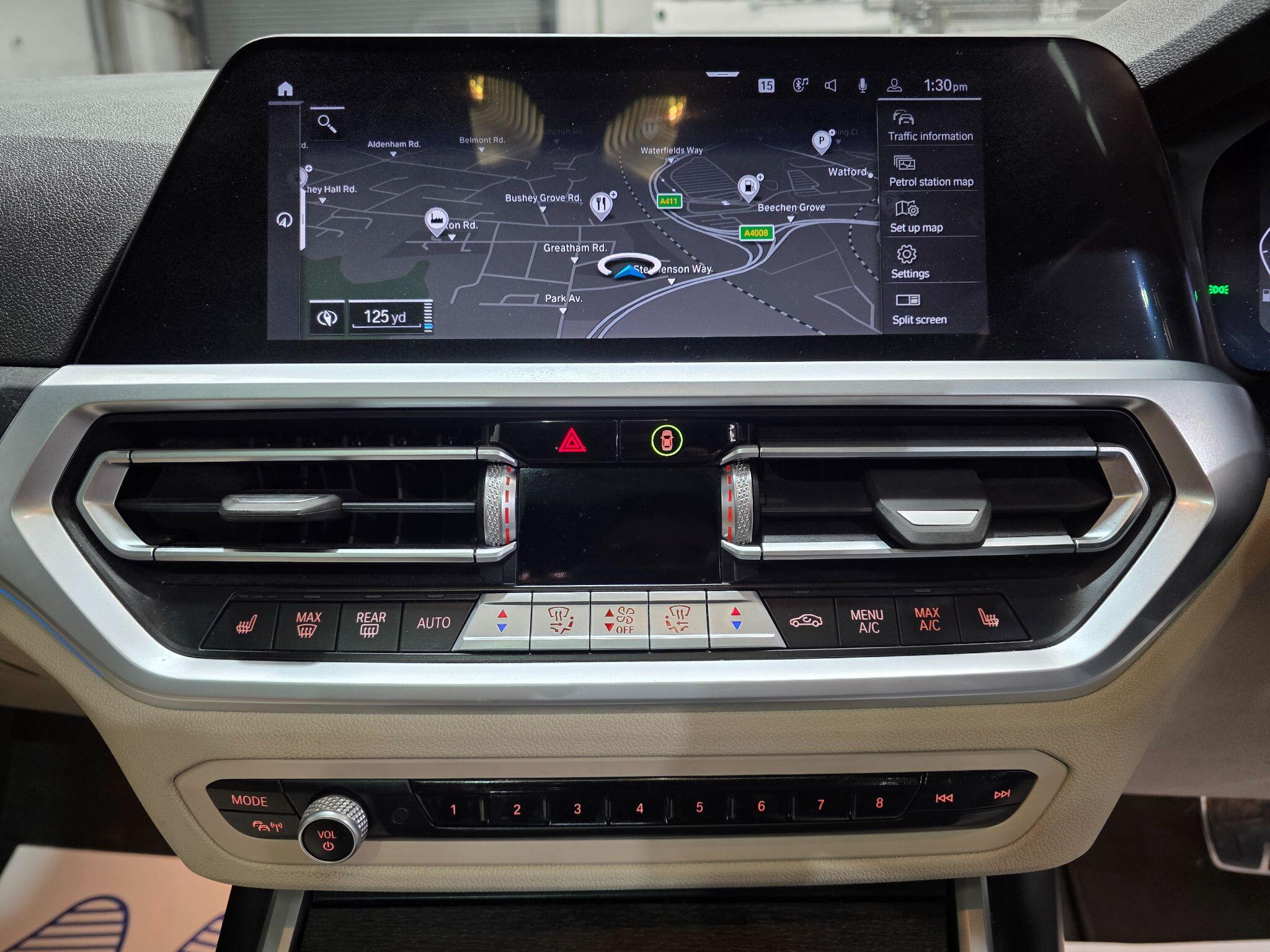 BMW 3 Series view 9