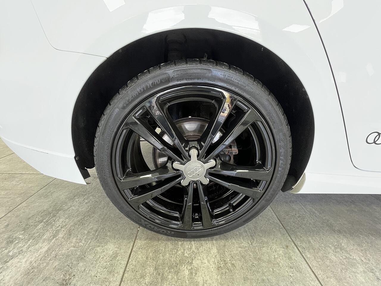 Audi A3 view 21