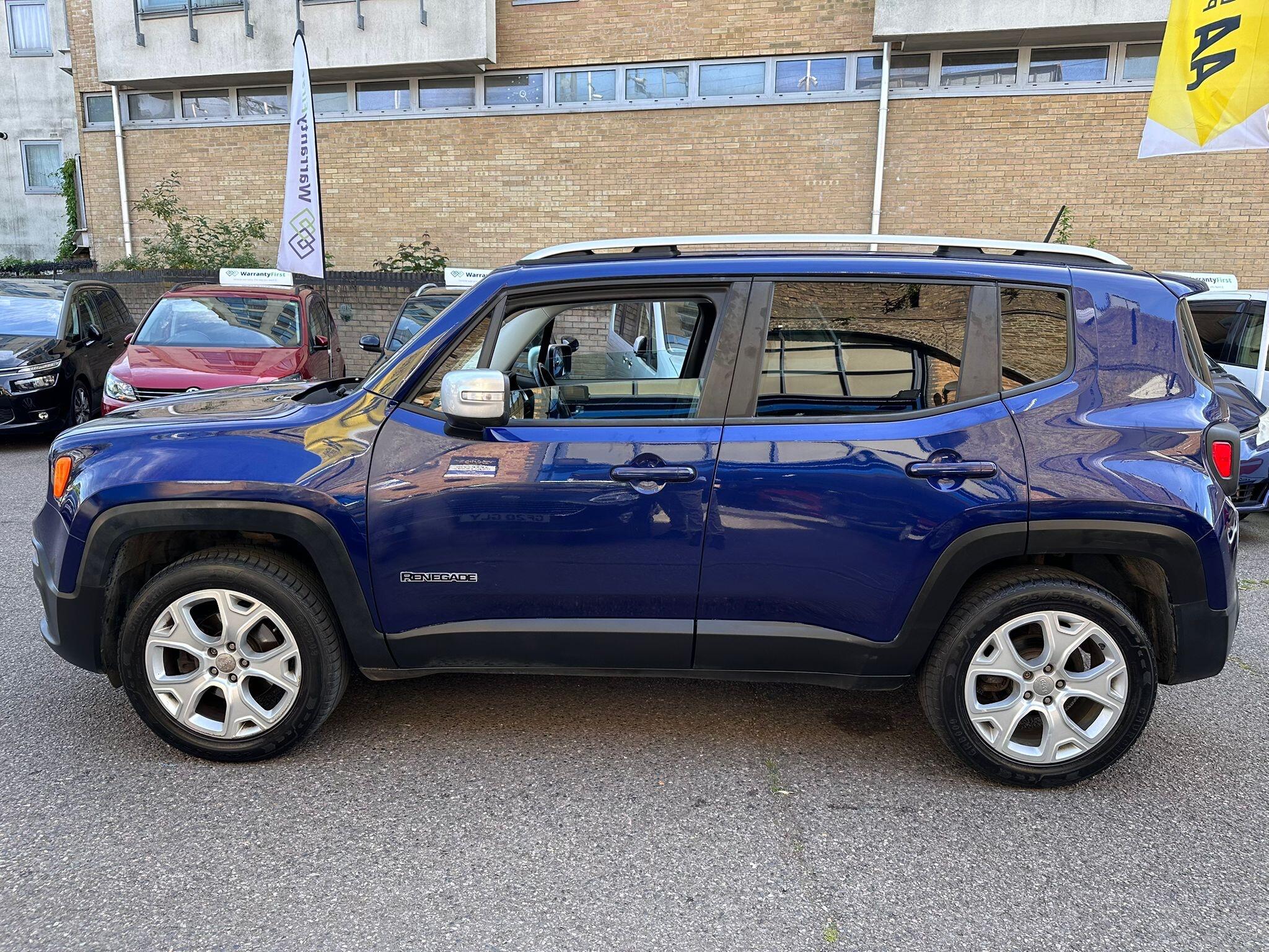 Jeep Renegade view 8
