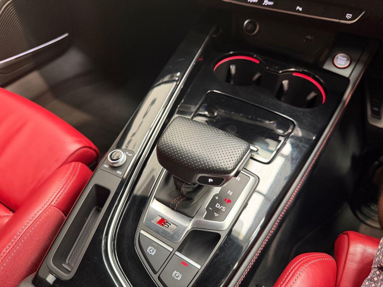 Audi S5 view 48