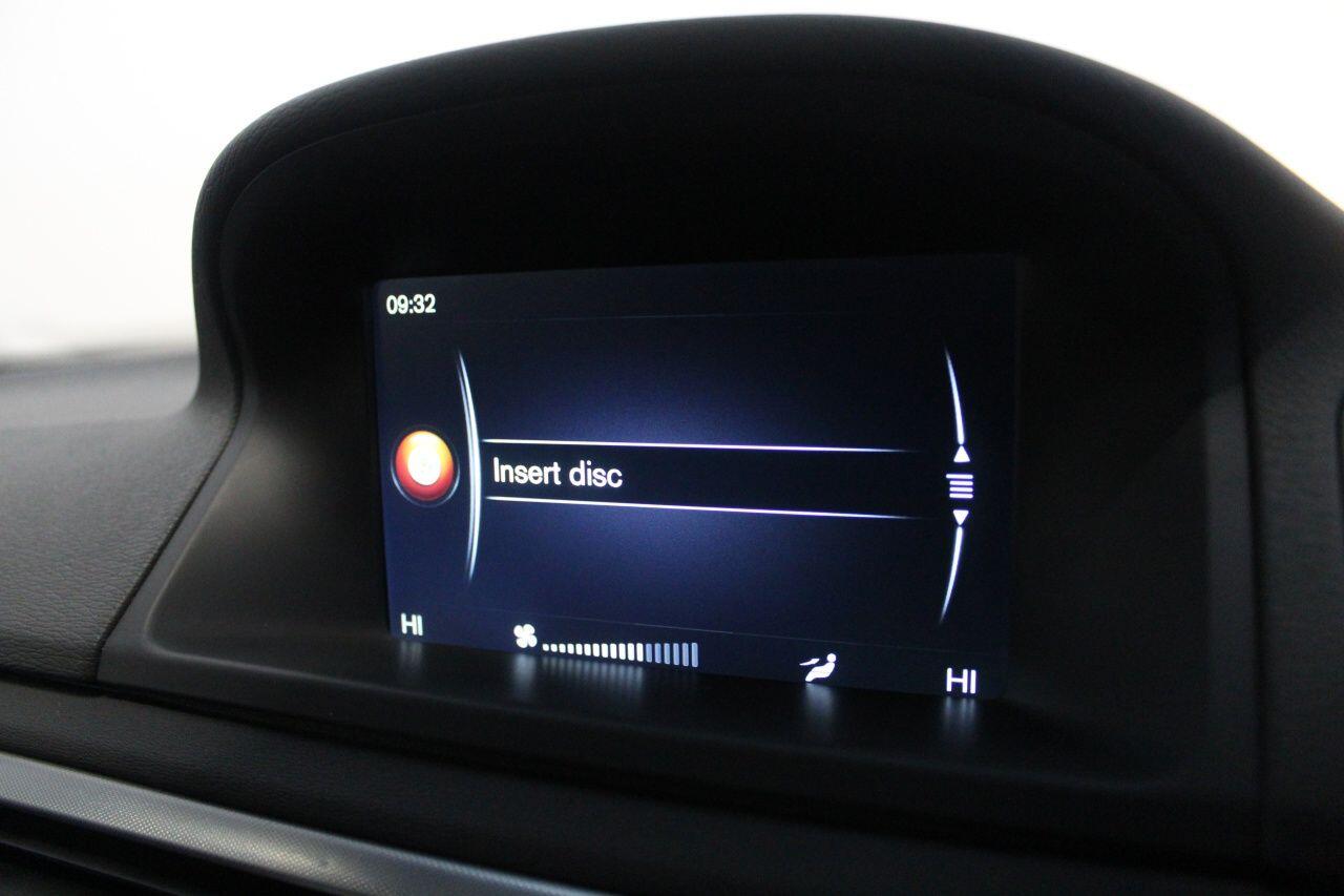 Volvo V70 view 36