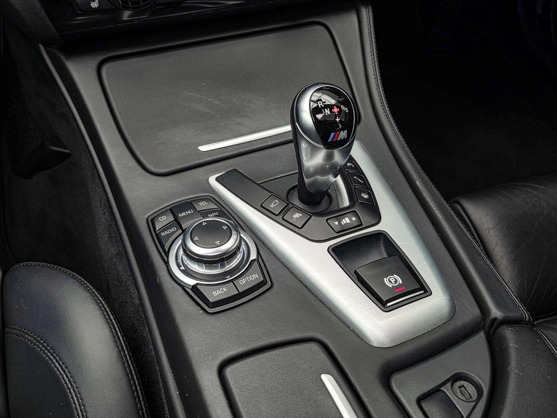 BMW M5 view 8