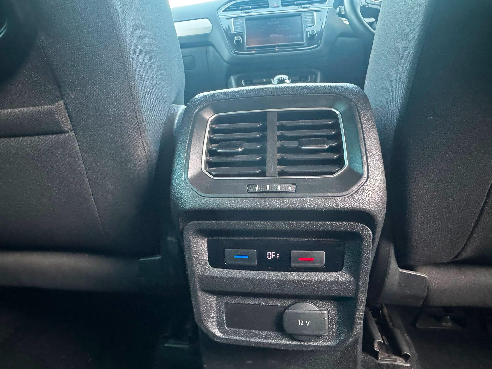 Volkswagen Tiguan view 41