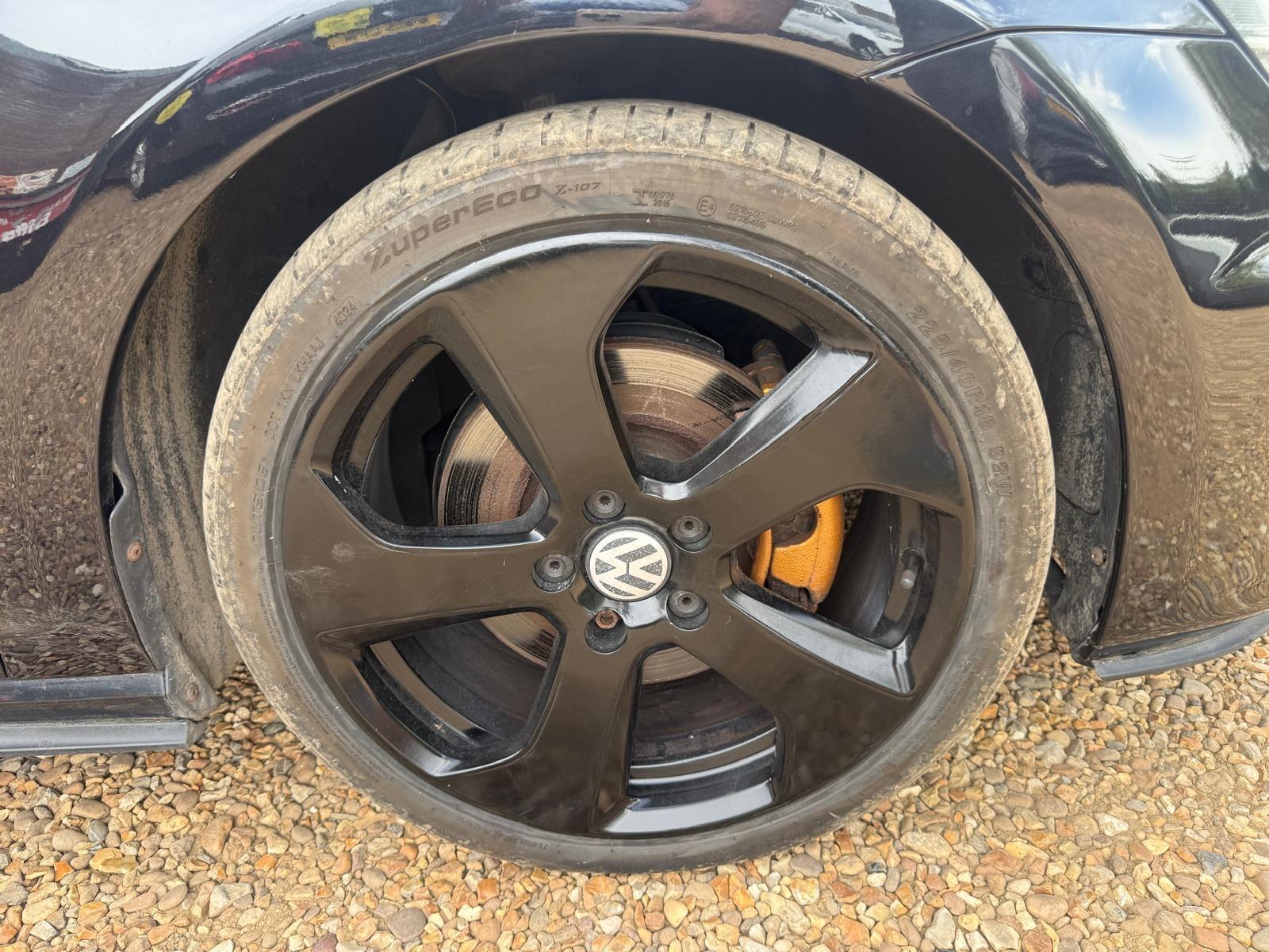 Volkswagen Golf view 38