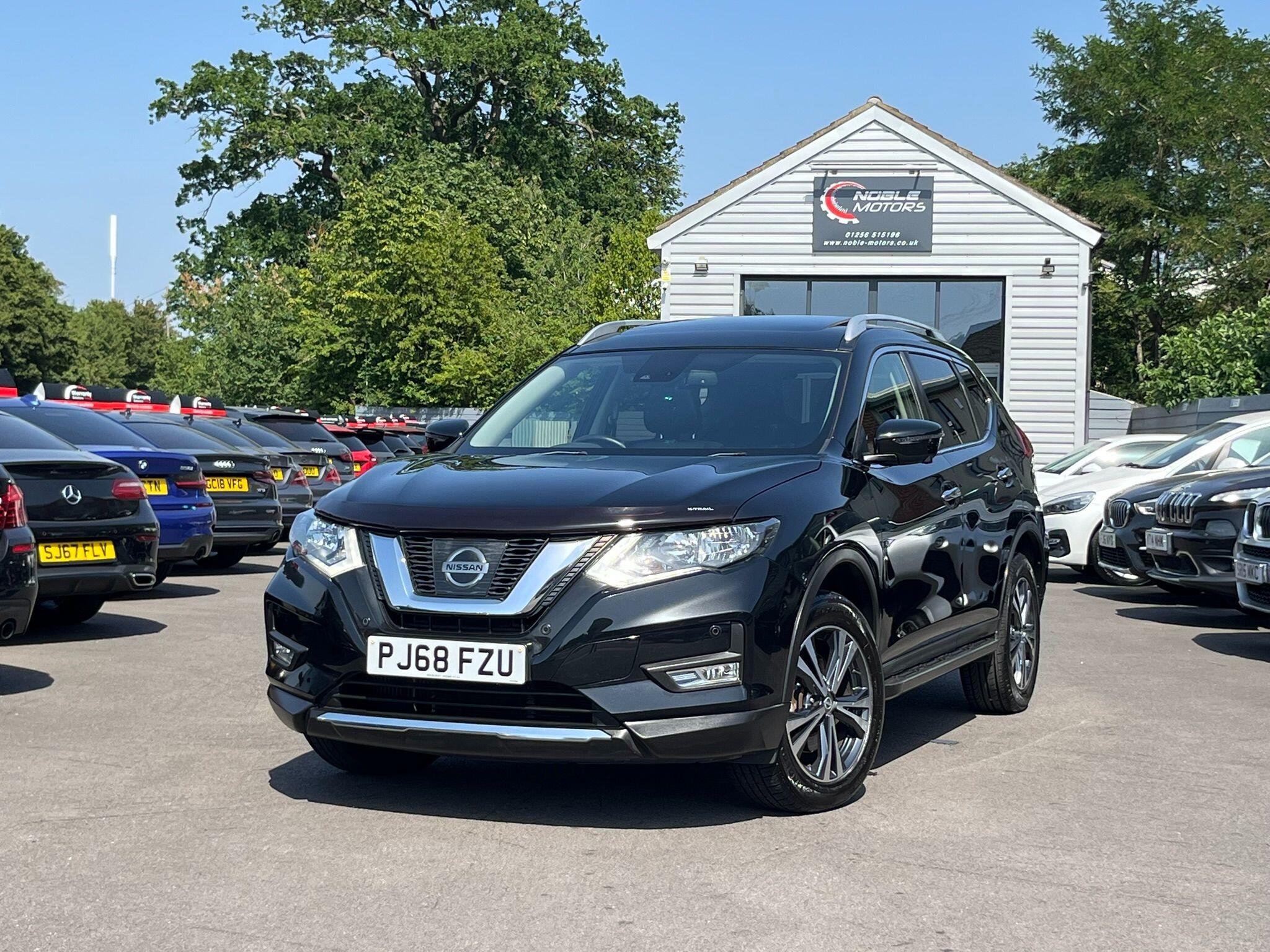 Nissan X-Trail view 3